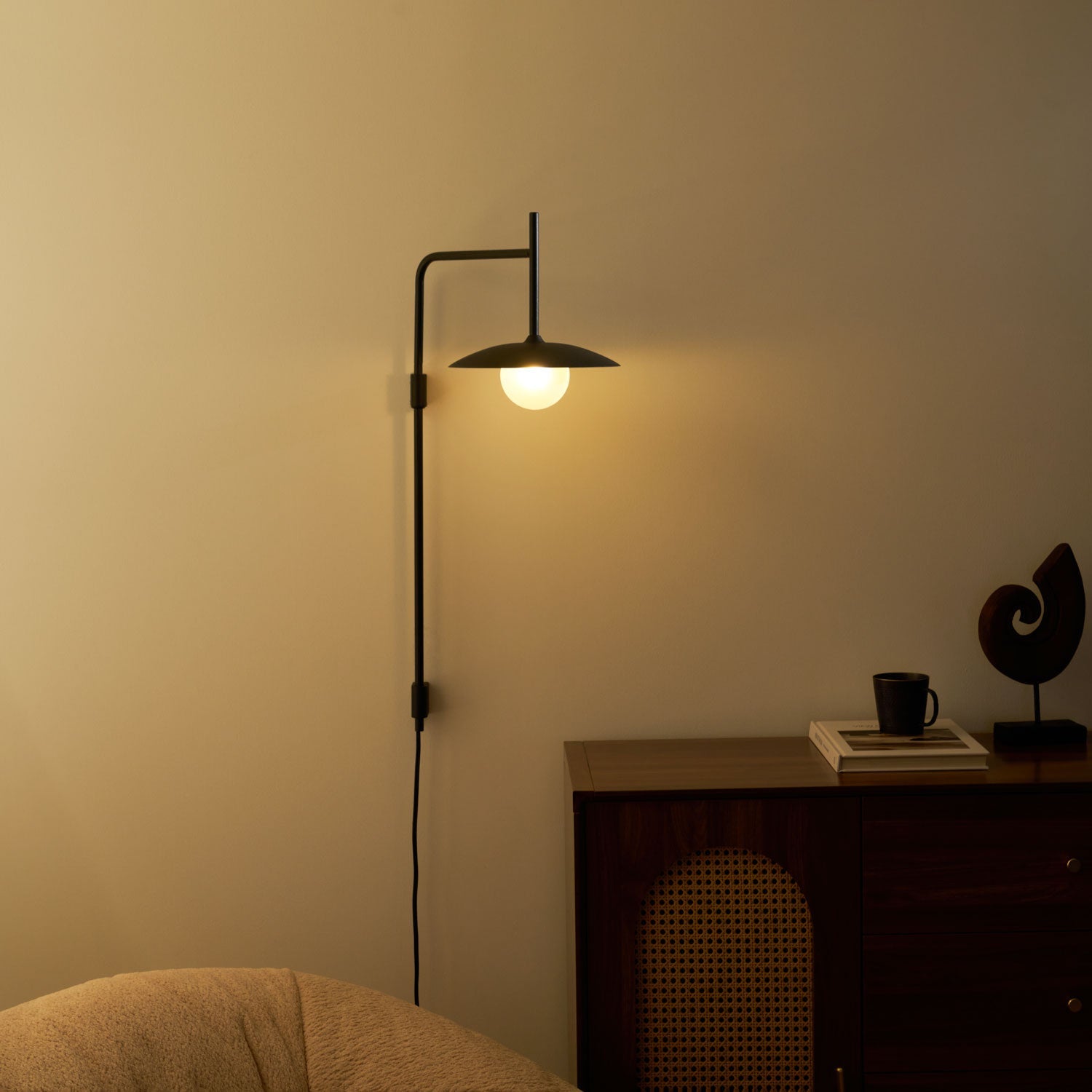 Gea Swing Arm Plug-in Wall Lamp - Blowlighting