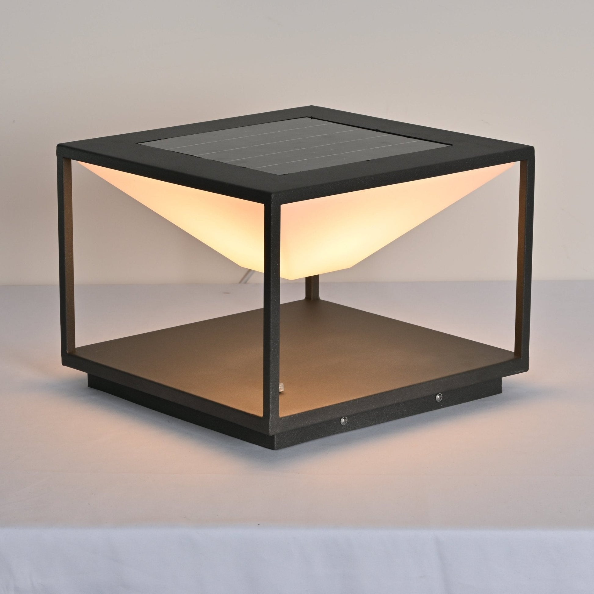 Ray Geo Frame Solar Outdoor Light - Blowlighting