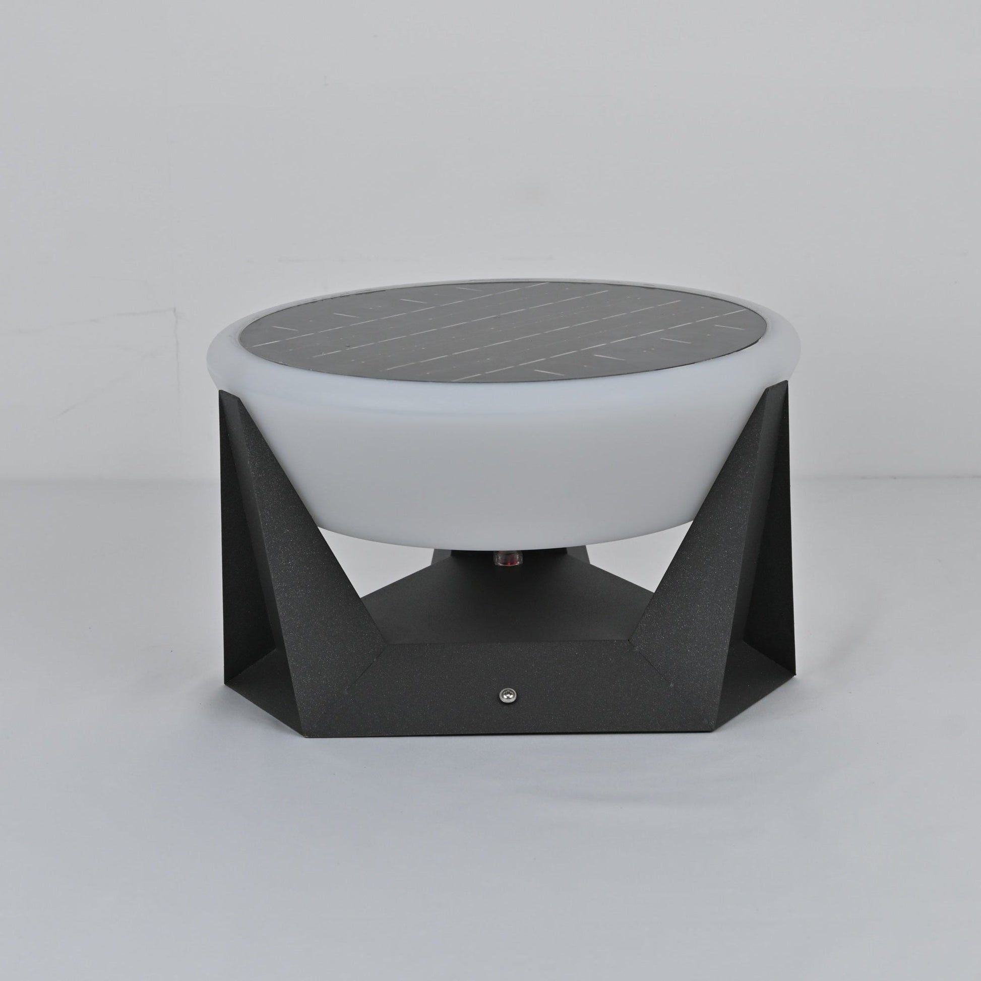 Geobase Solar Outdoor Light - Blowlighting