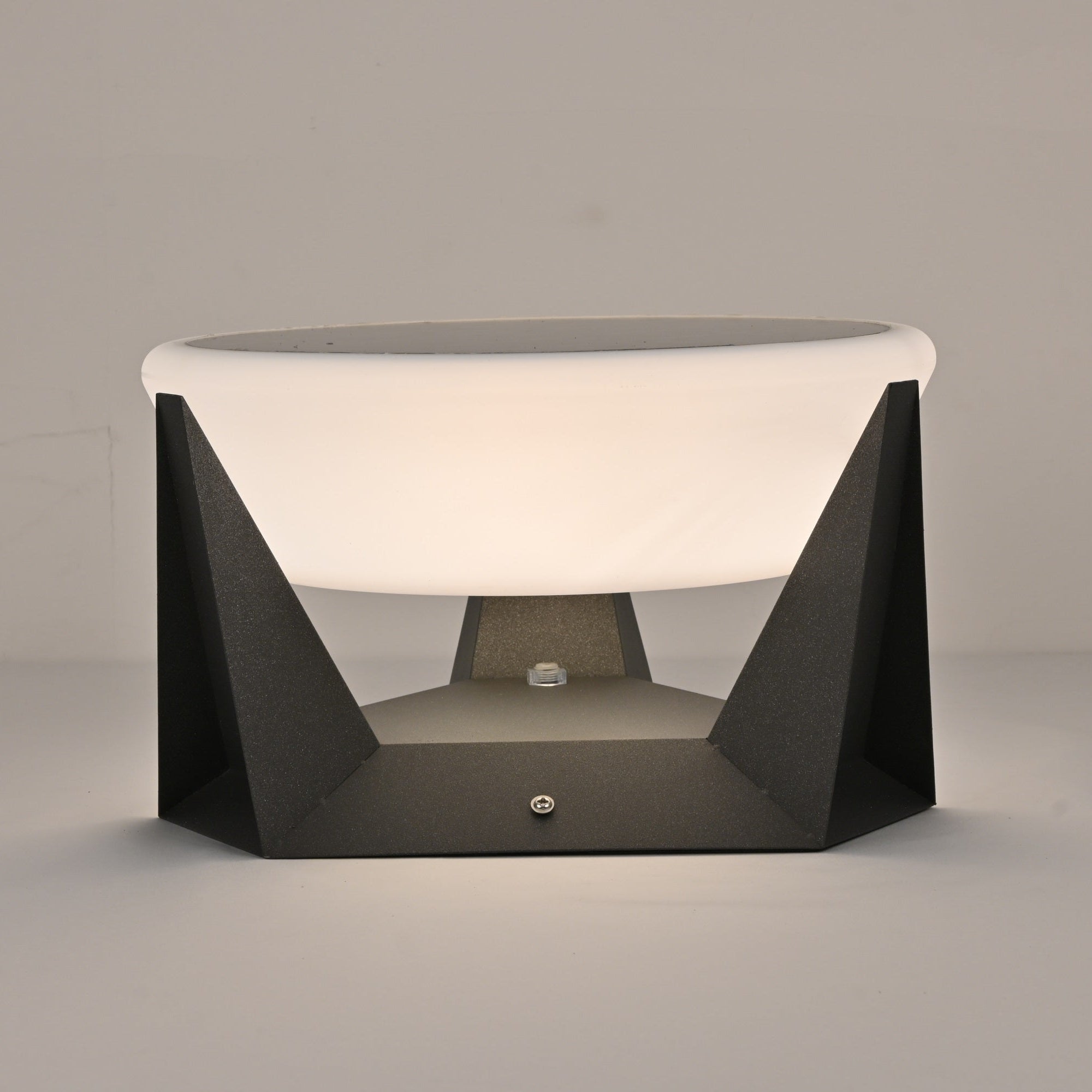 Geobase Solar Outdoor Light - Blowlighting