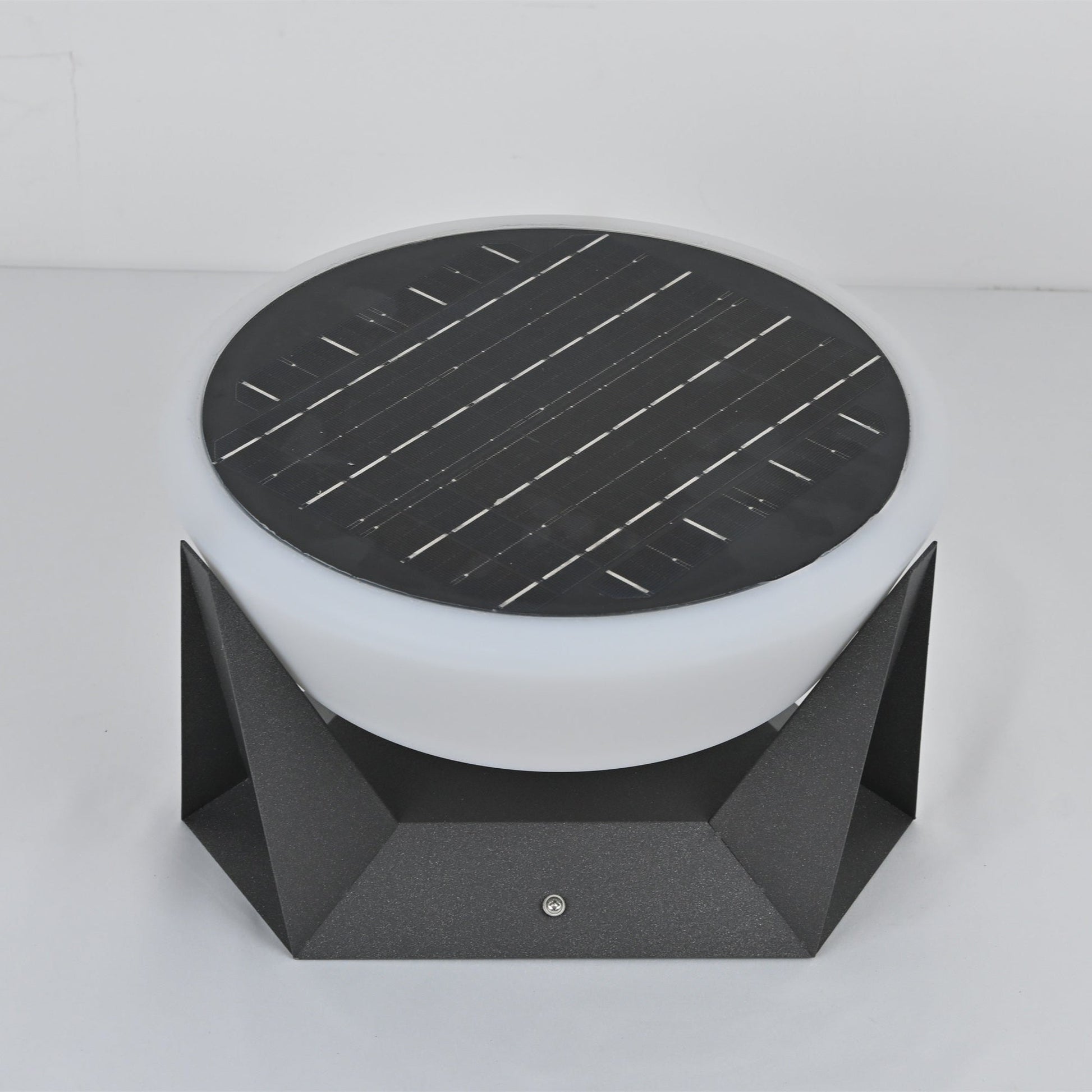 Geobase Solar Outdoor Light - Blowlighting