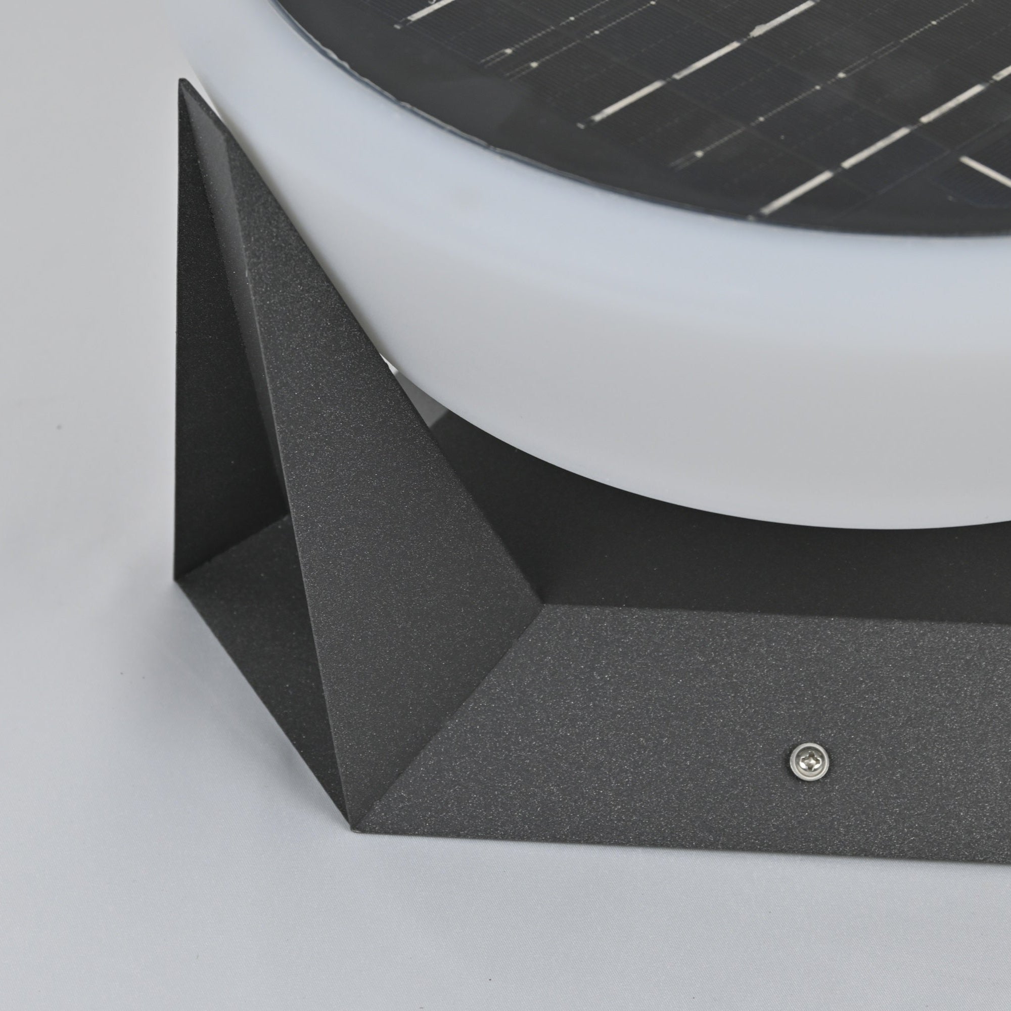 Geobase Solar Outdoor Light - Blowlighting
