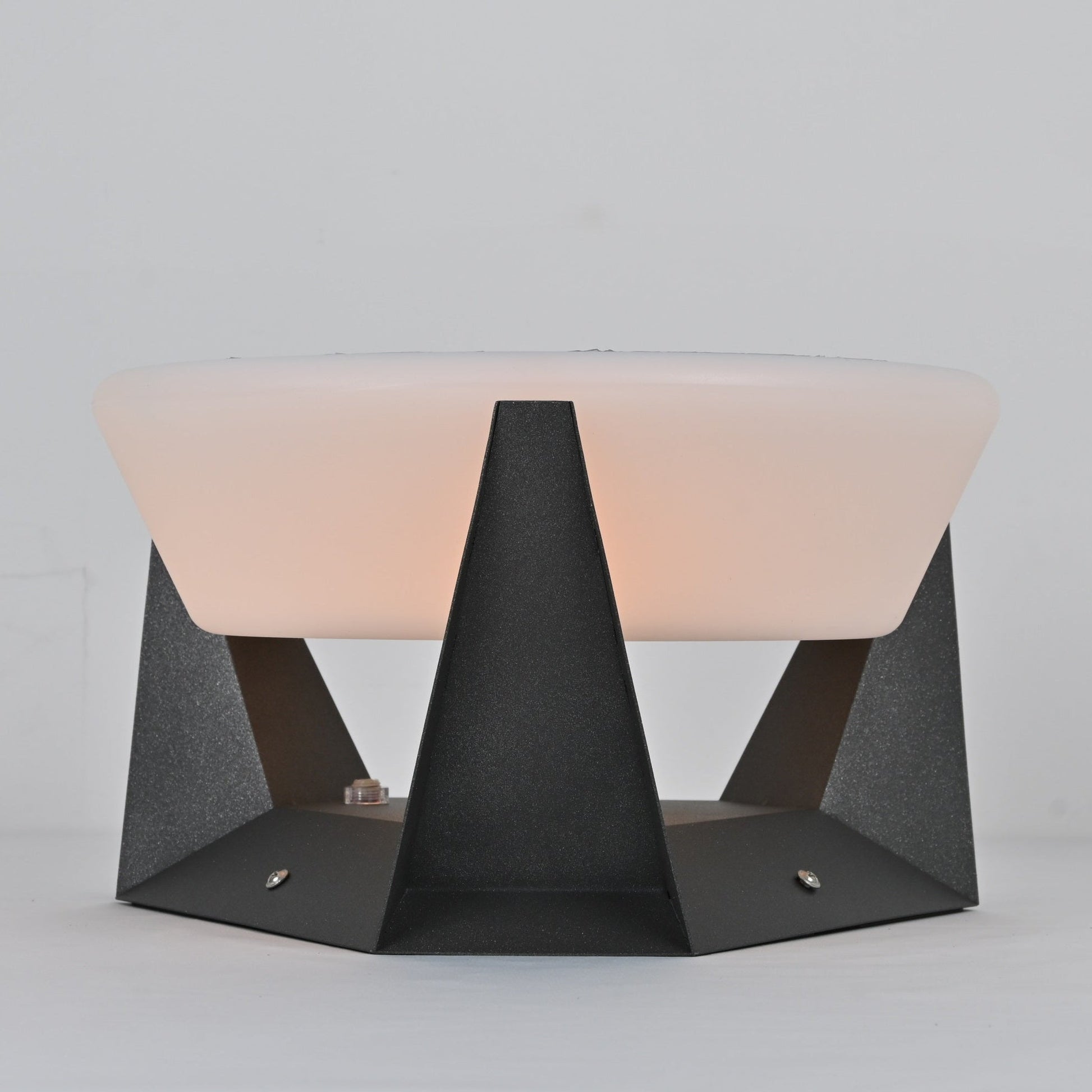Geobase Solar Outdoor Light - Blowlighting