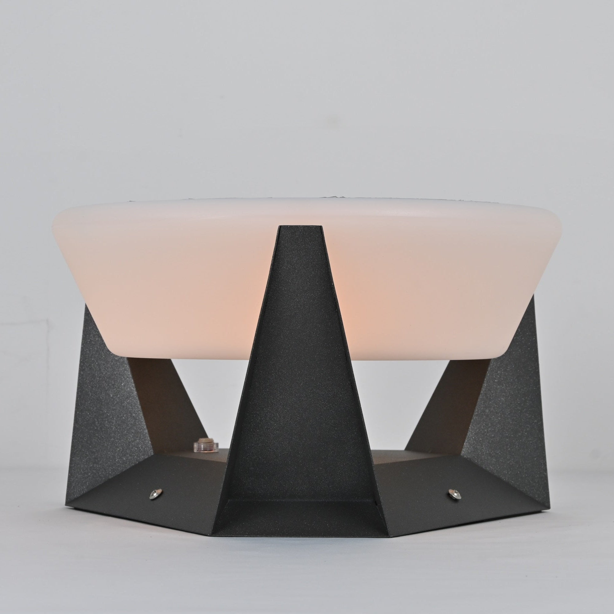 Geobase Solar Outdoor Light - Blowlighting