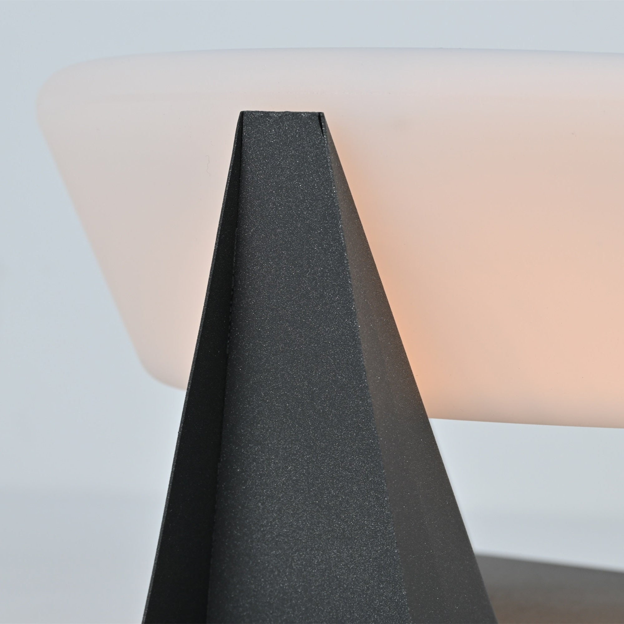 Geobase Solar Outdoor Light - Blowlighting