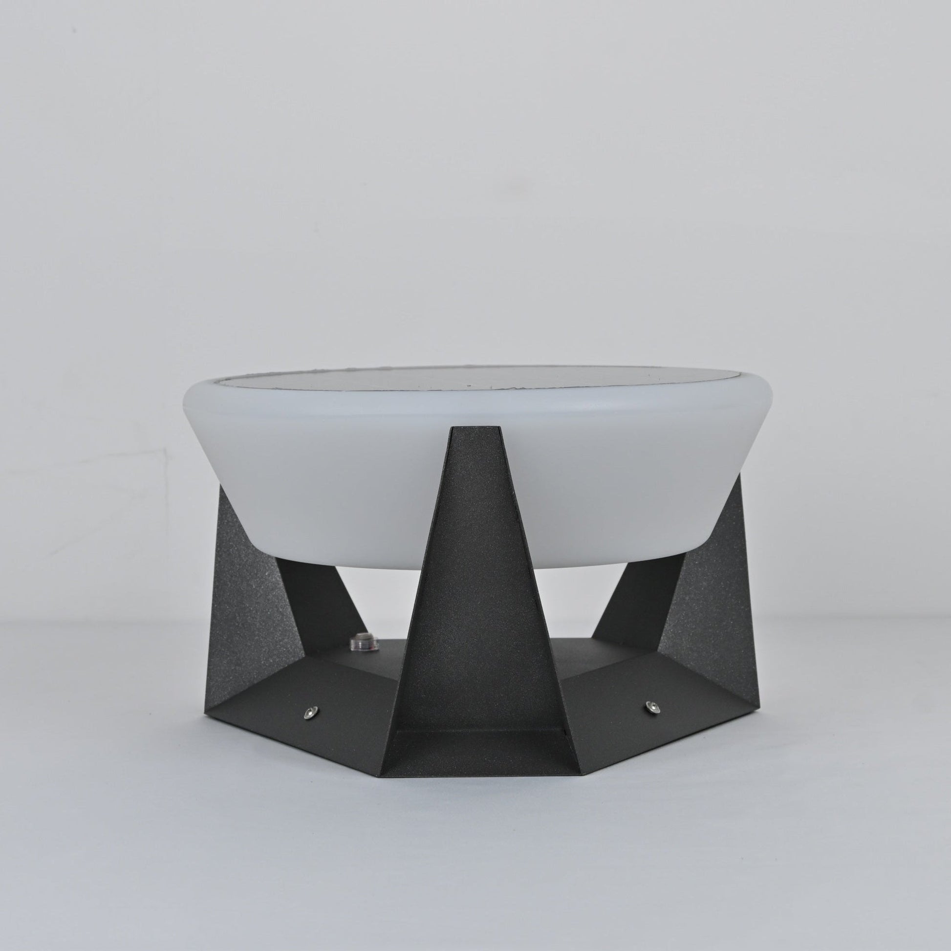 Geobase Solar Outdoor Light - Blowlighting