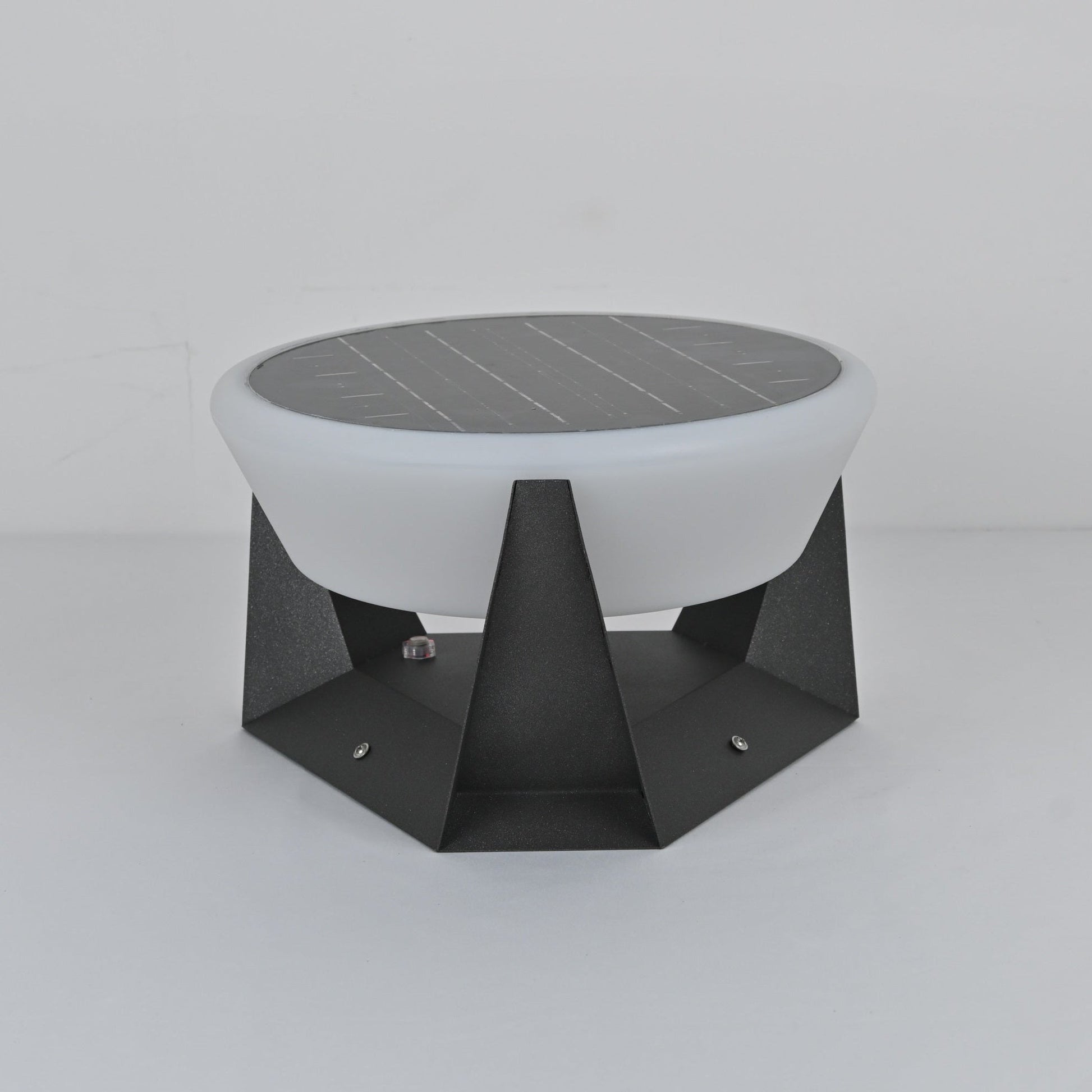 Geobase Solar Outdoor Light - Blowlighting