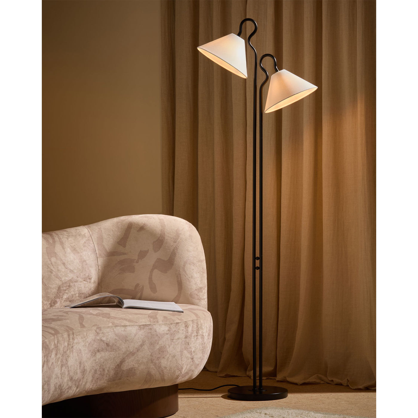Gerardo Modern Metal Floor Light