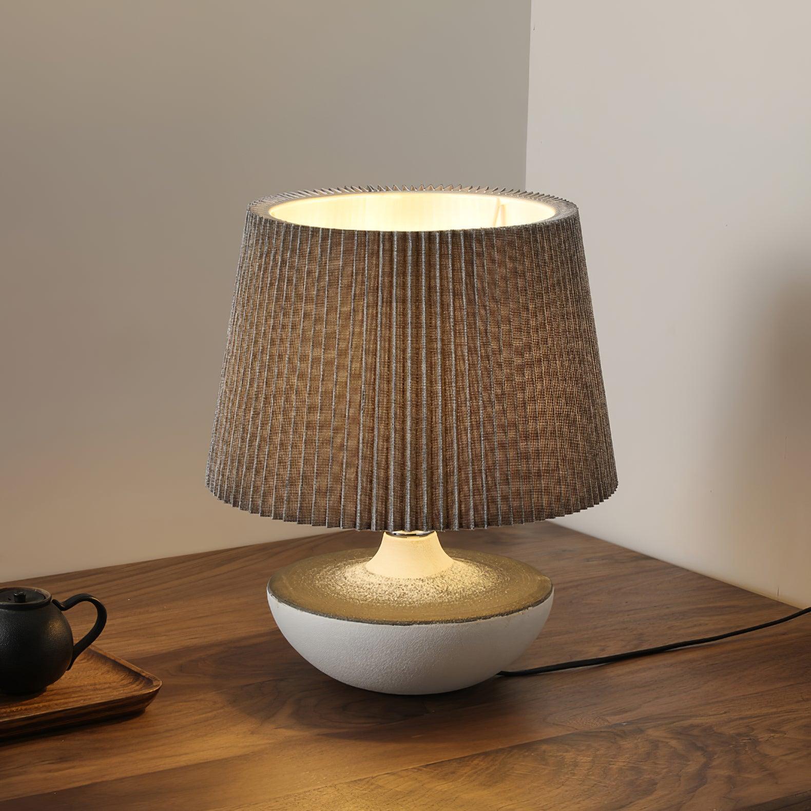 Ghassan Table Lamp - Blowlighting