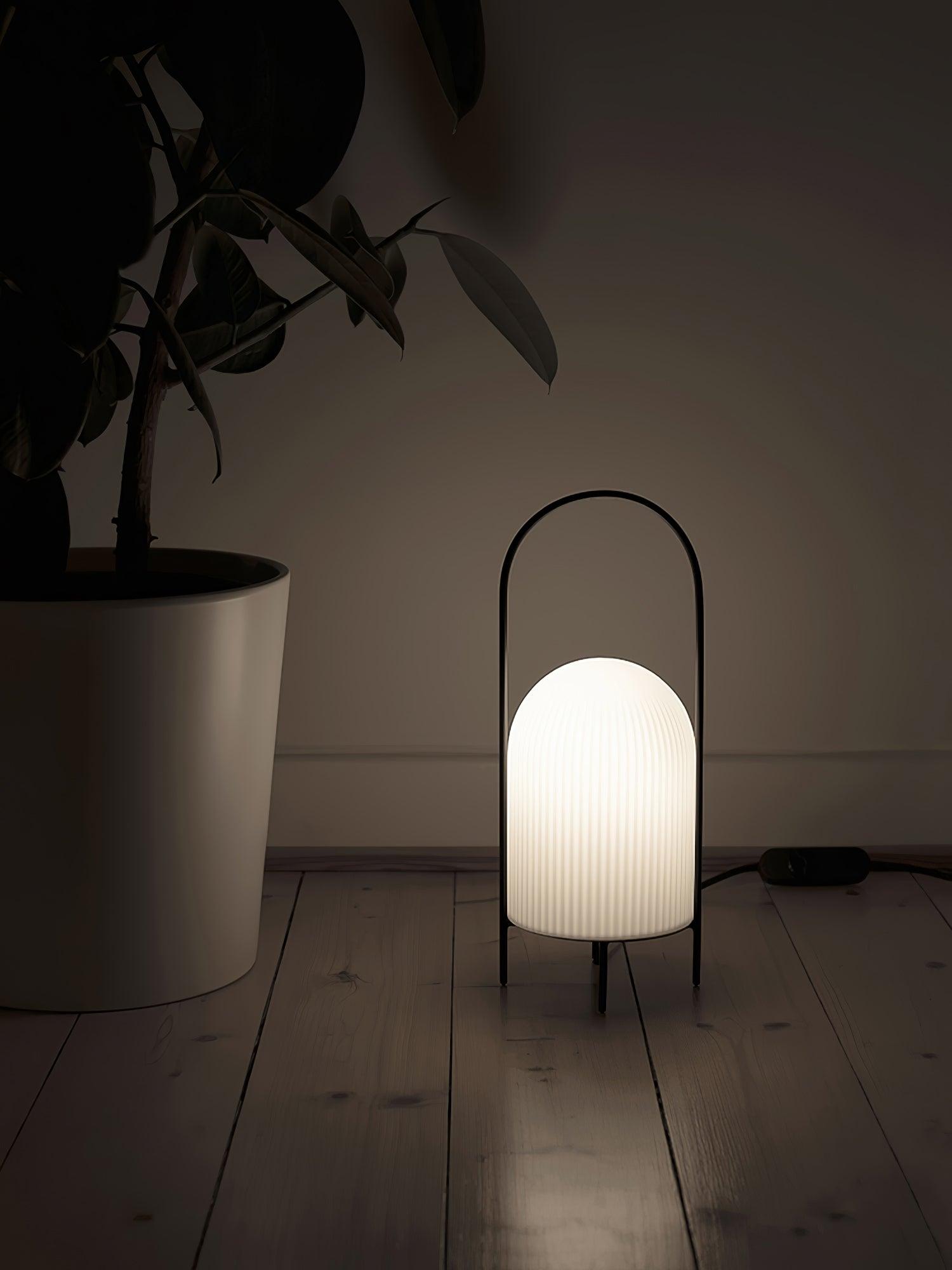 Ghost Table Lamp - Blowlighting