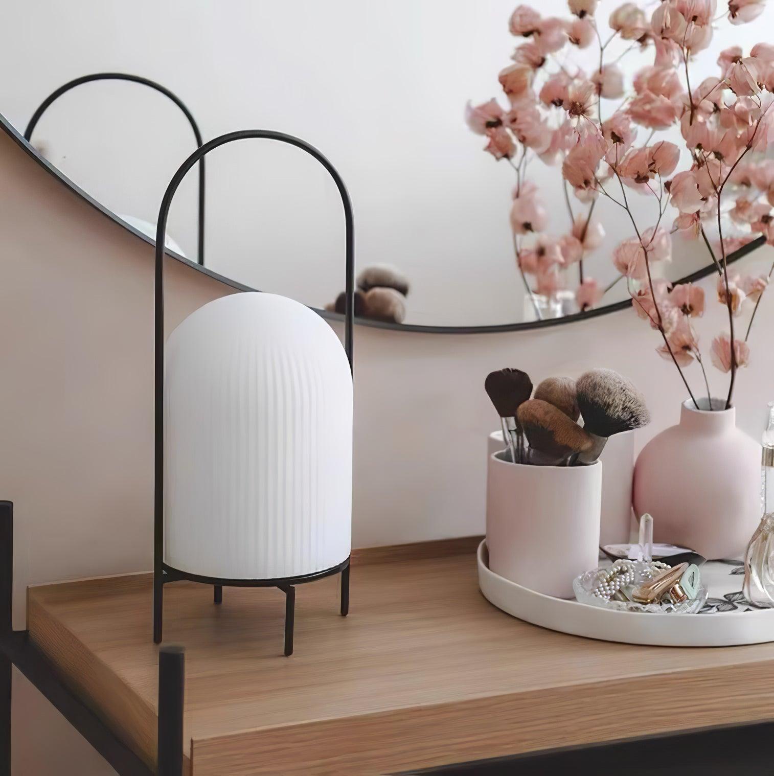 Ghost Table Lamp - Blowlighting