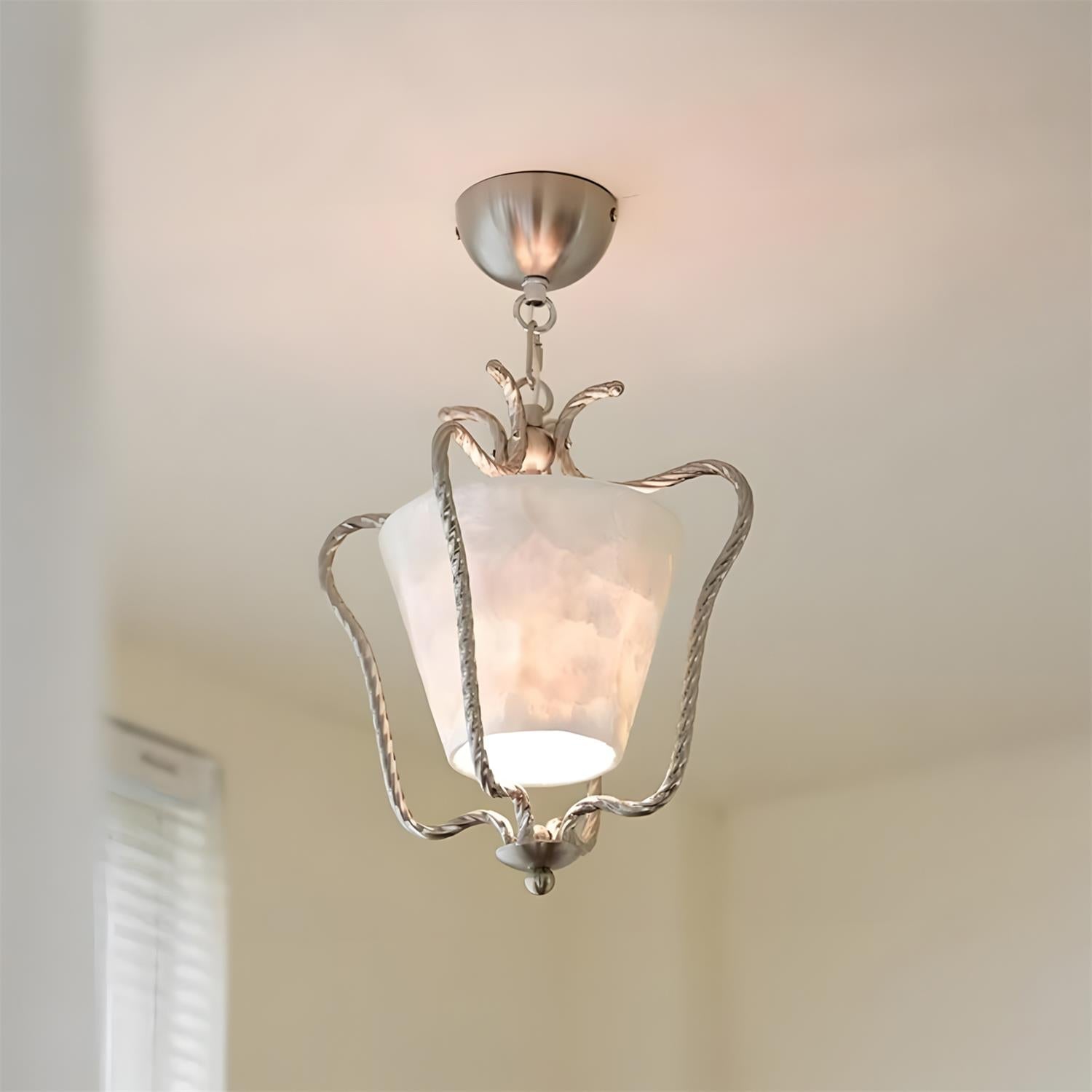 Gildra Vintage Shell Ceiling Light