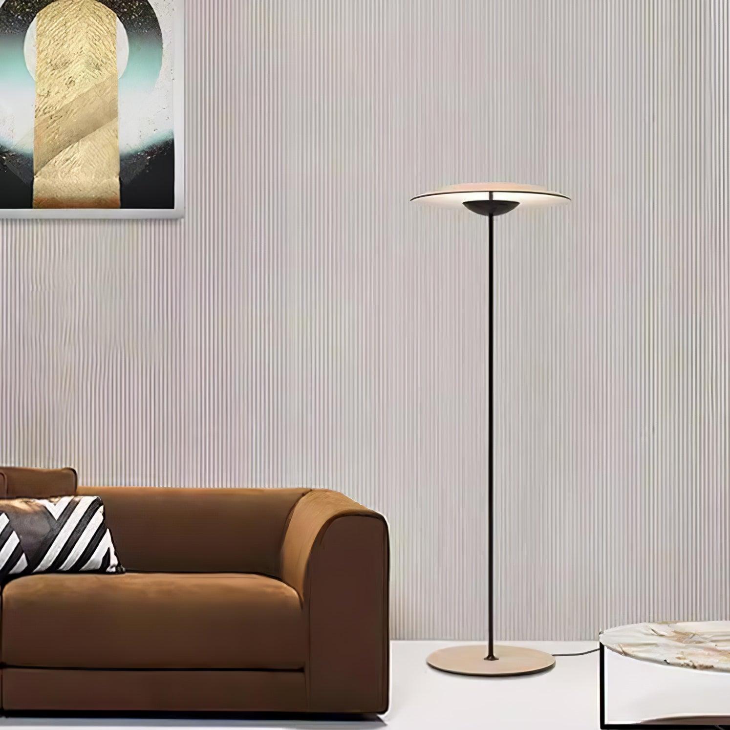 Innovative Directional Floor Lamp - Blowlighting