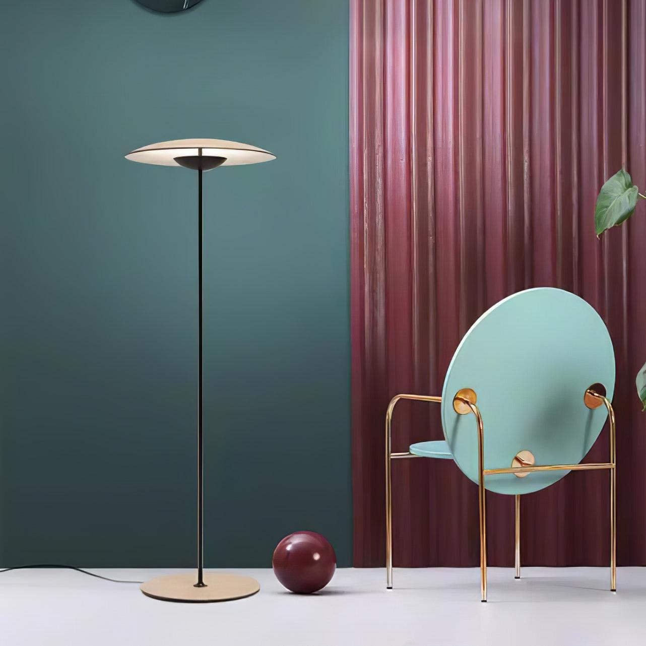 Innovative Directional Floor Lamp - Blowlighting