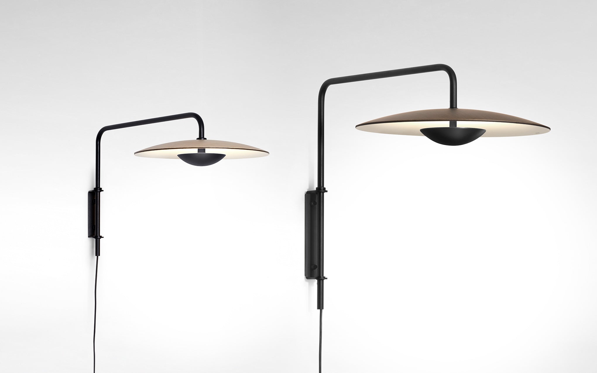 Abnormal Classic Modern Minimalist Plug-In Metal Wall Lamp - Blowlighting