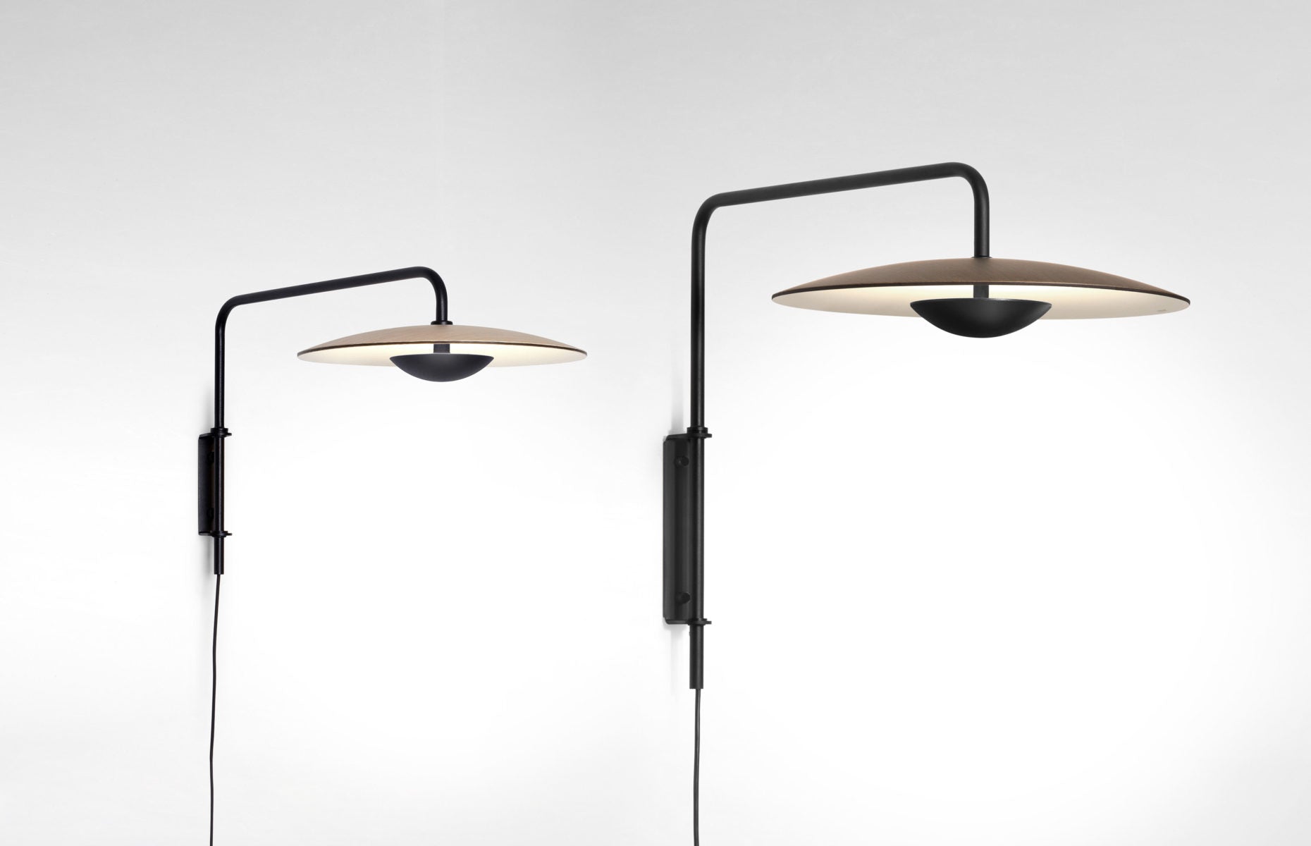 Abnormal Classic Modern Minimalist Plug-In Metal Wall Lamp - Blowlighting