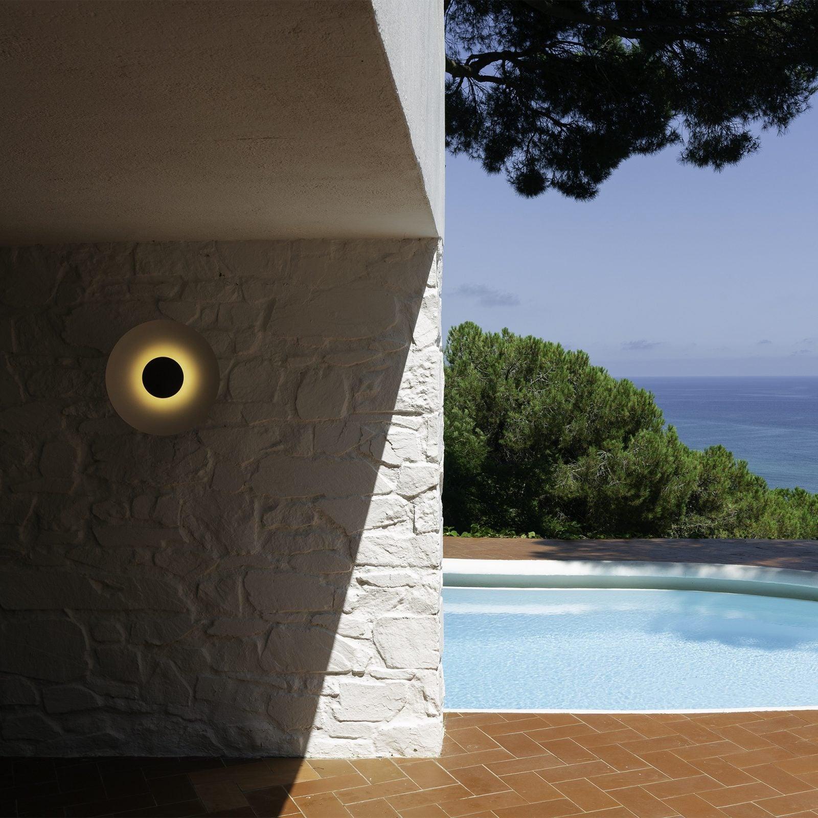 Simplicity Glow Plug-in Wall Light - Blowlighting