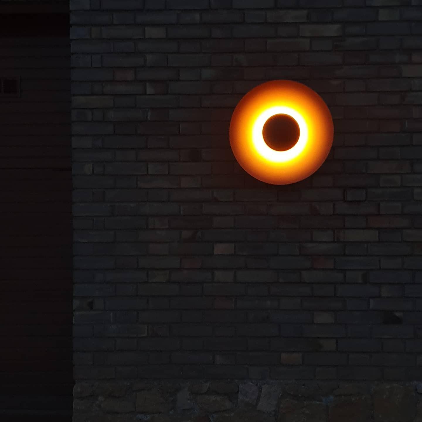 Simplicity Glow Plug-in Wall Light - Blowlighting