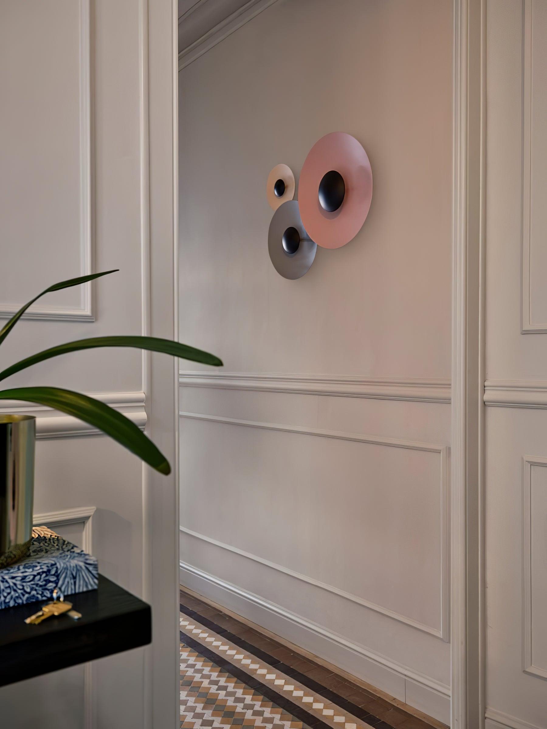 Simplicity Glow Plug-in Wall Light - Blowlighting