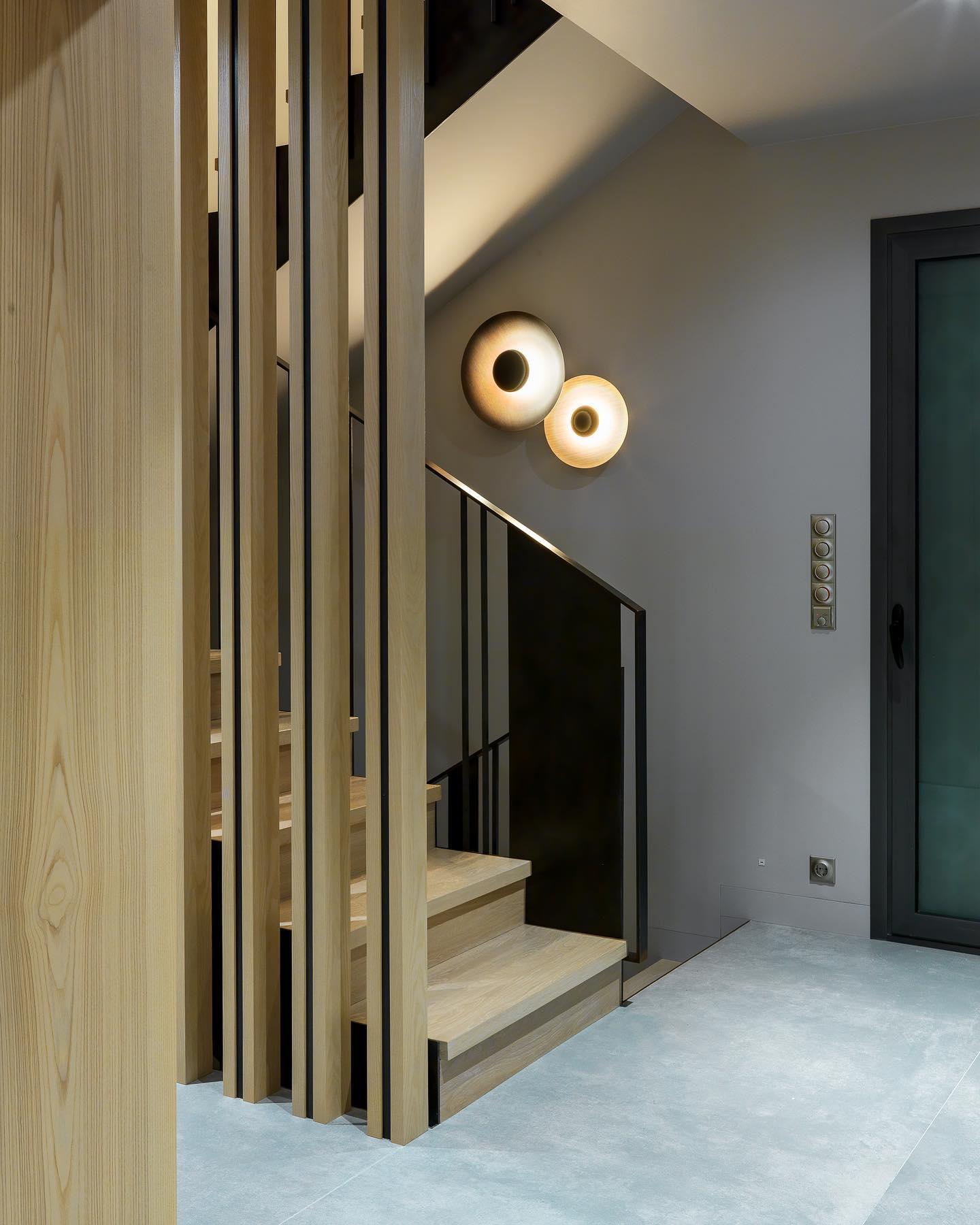 Simplicity Glow Plug-in Wall Light - Blowlighting
