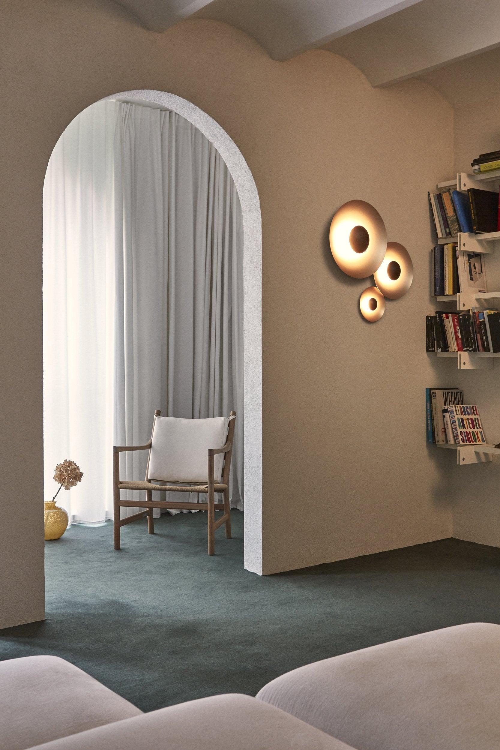Simplicity Glow Plug-in Wall Light - Blowlighting