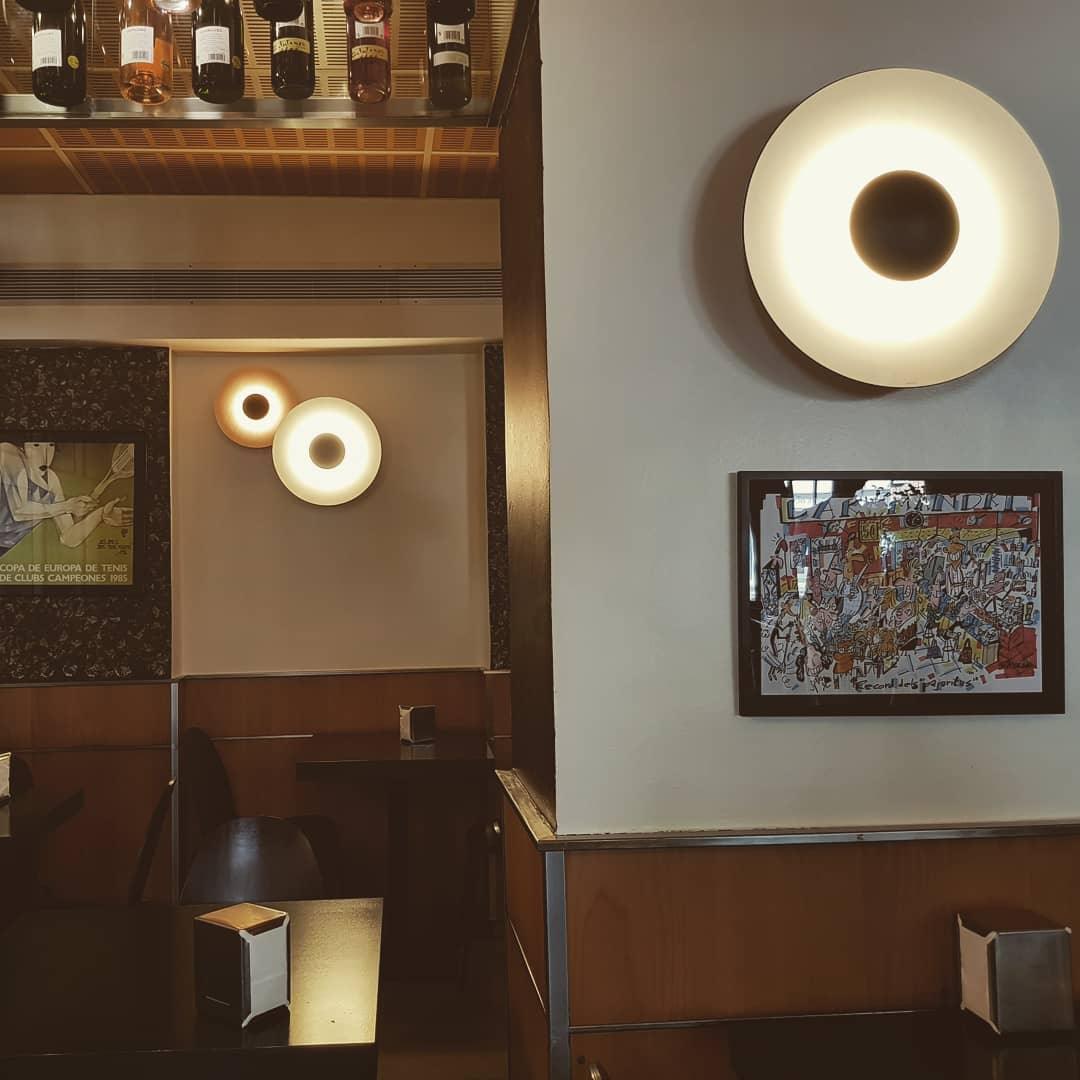 Simplicity Glow Plug-in Wall Light - Blowlighting