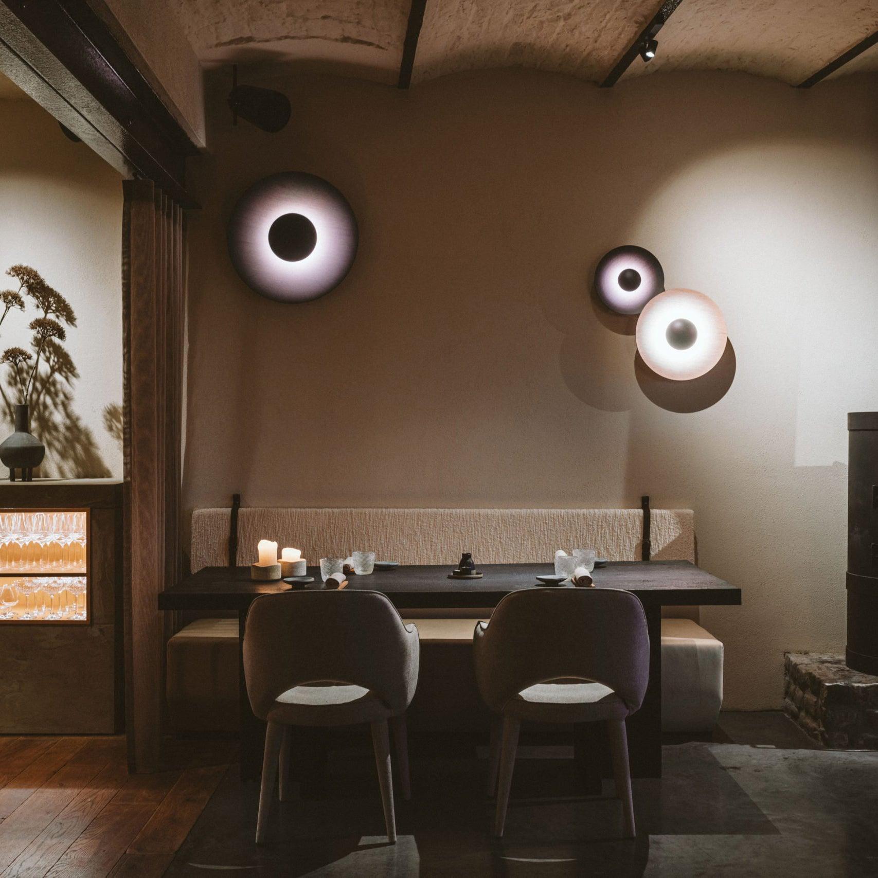 Simplicity Glow Plug-in Wall Light - Blowlighting