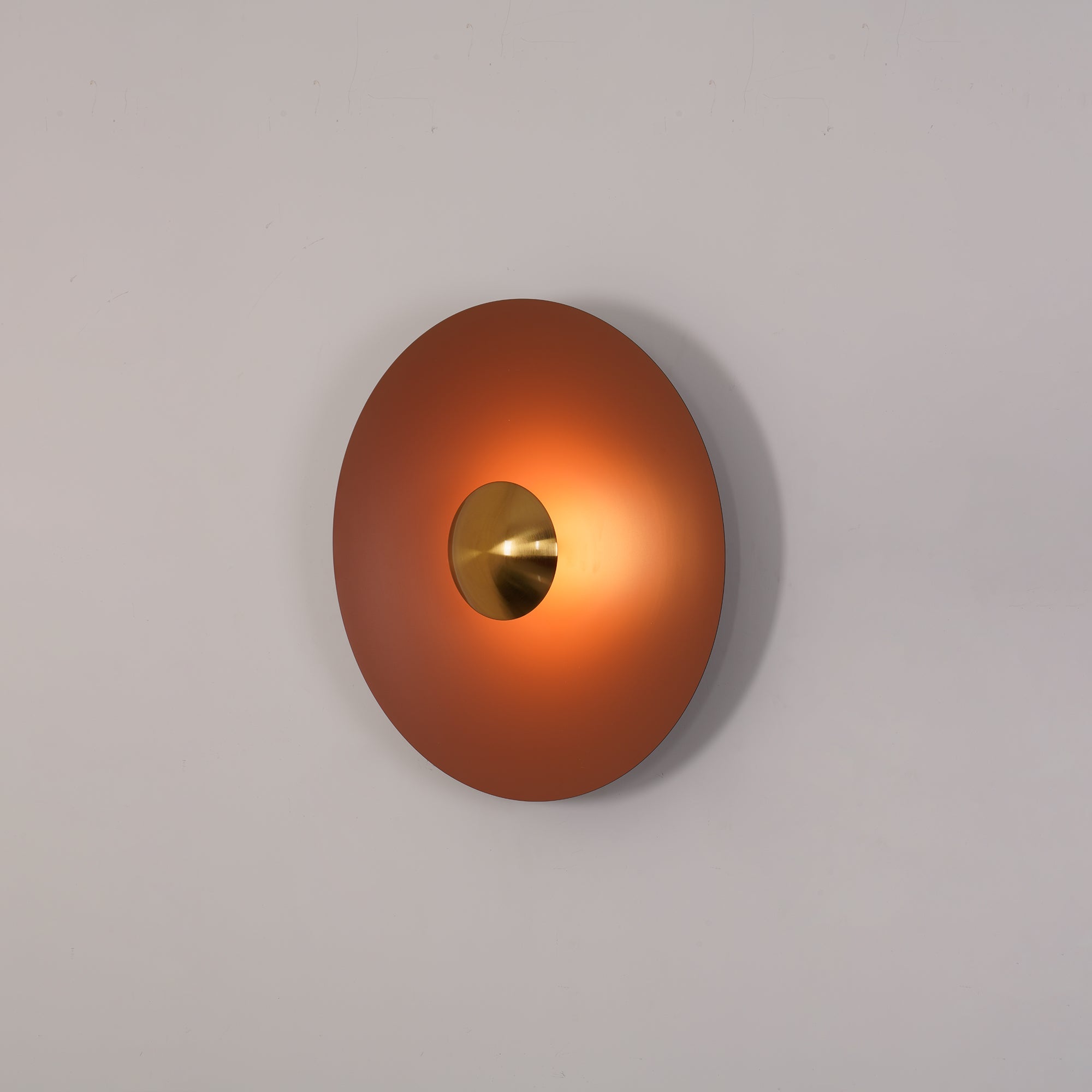 Simplicity Glow Plug-in Wall Light - Blowlighting