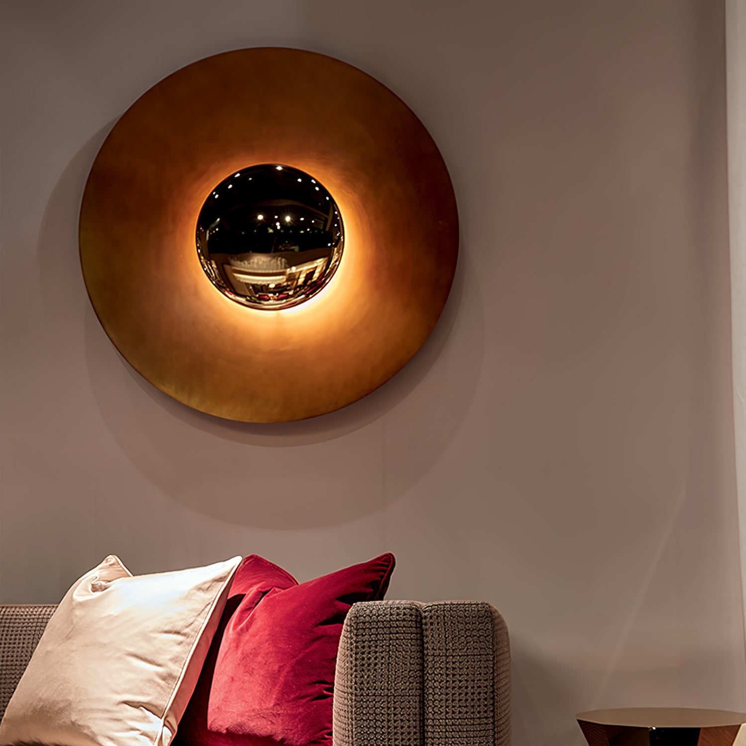 Simplicity Glow Plug-in Wall Light - Blowlighting