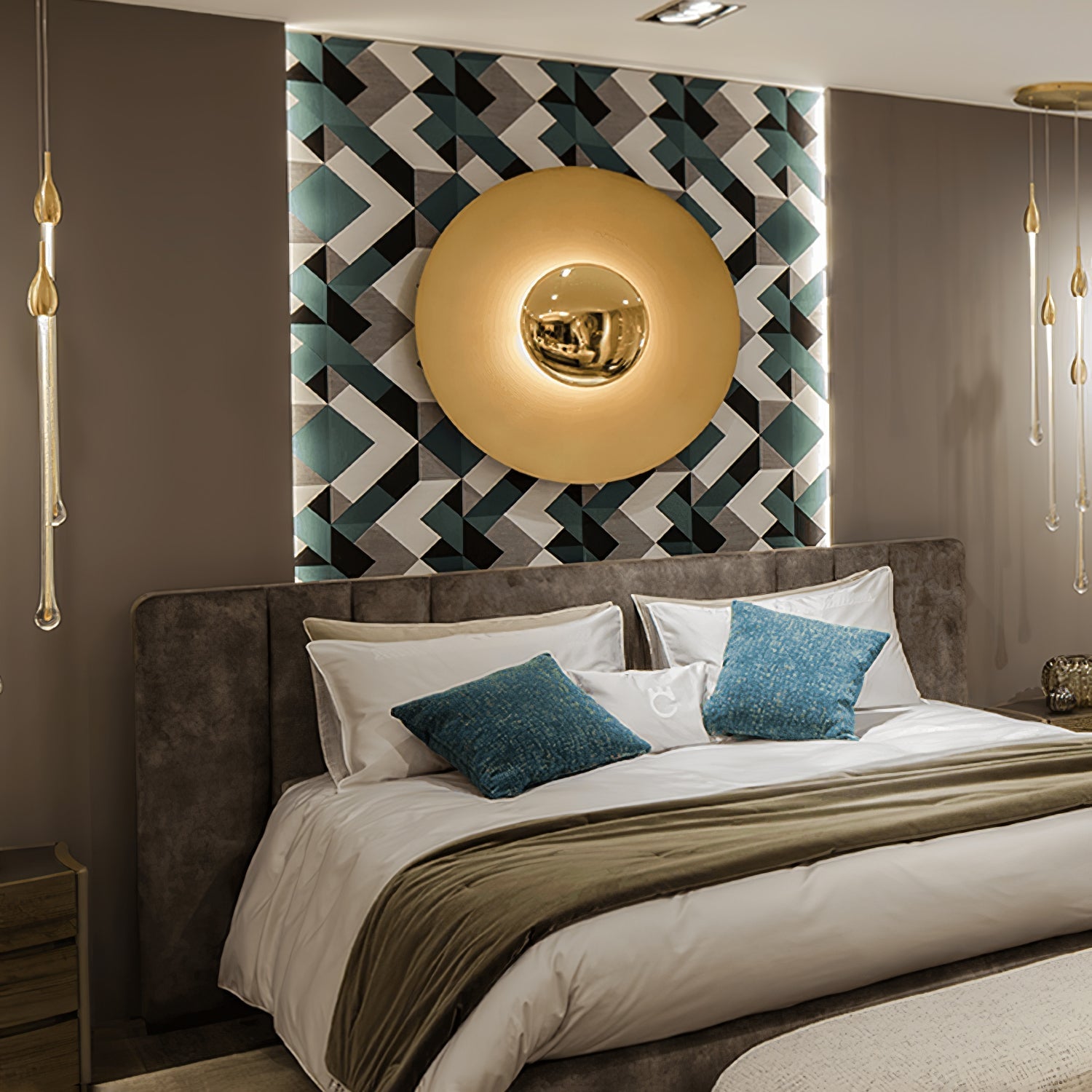 Simplicity Glow Plug-in Wall Light - Blowlighting