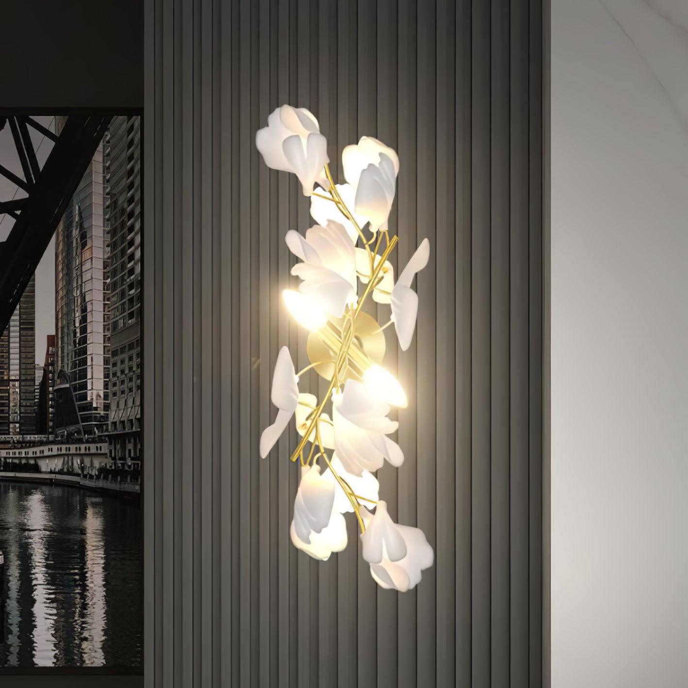 Gingko Flowers Wall Lamp - Blowlighting