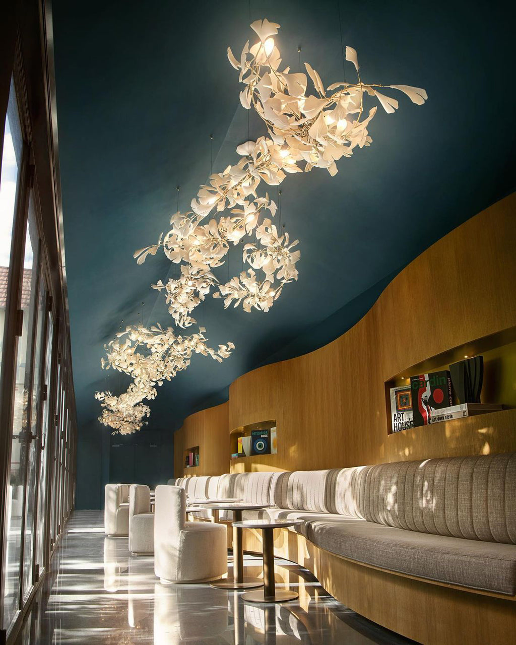Eurzoris Gingko Metal Leaf Chandelier - Blowlighting