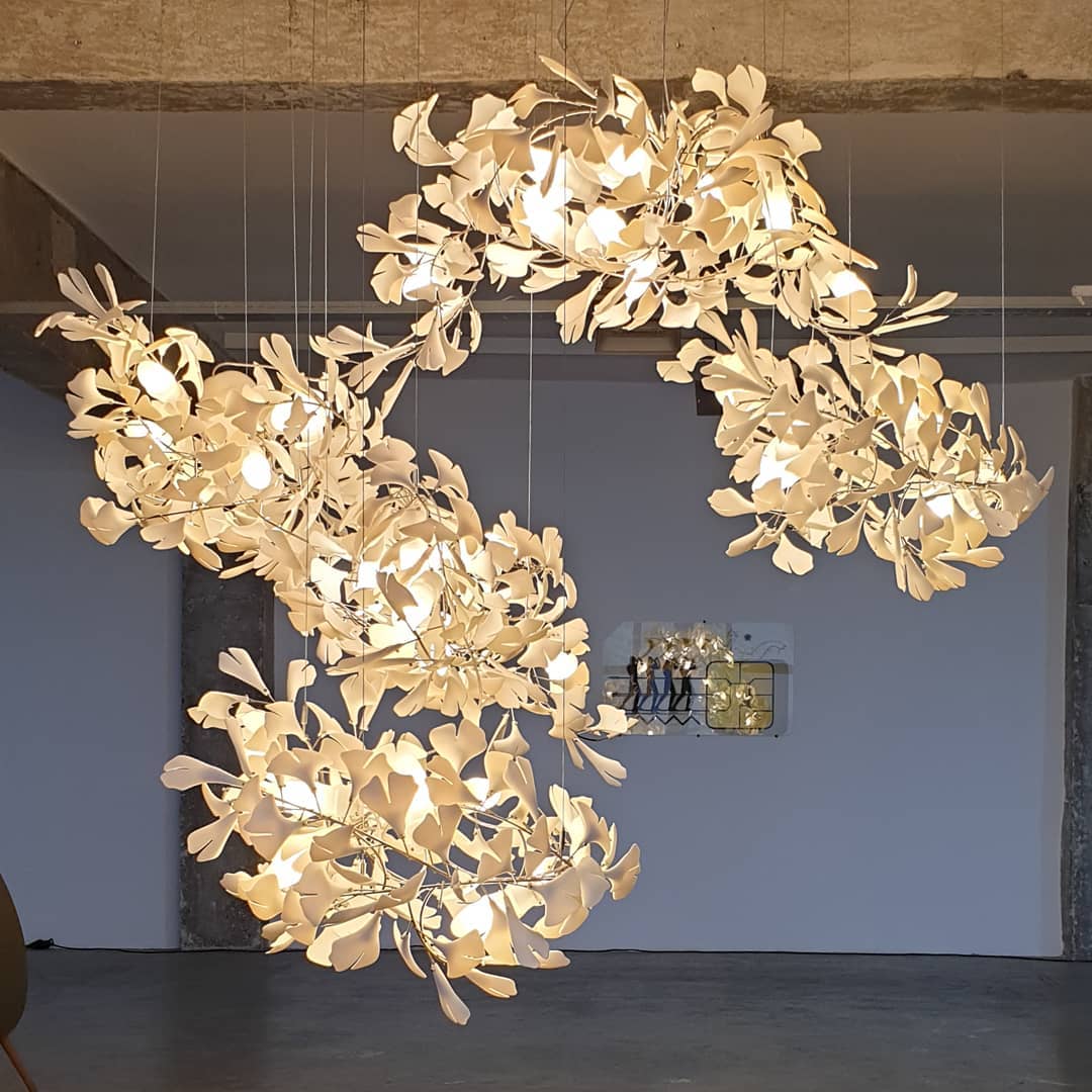 Eurzoris Gingko Metal Leaf Chandelier - Blowlighting