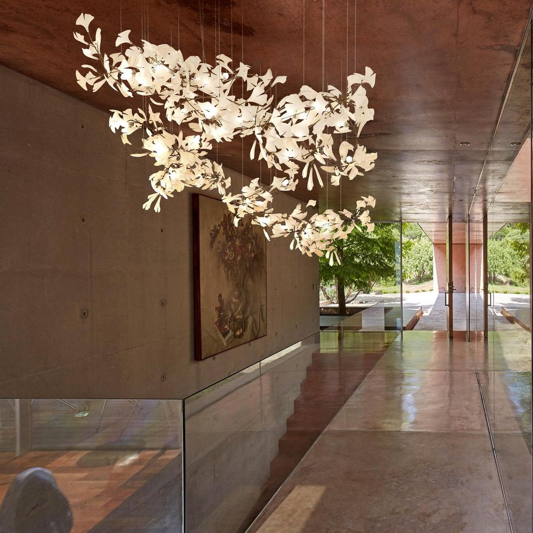 Eurzoris Gingko Metal Leaf Chandelier - Blowlighting