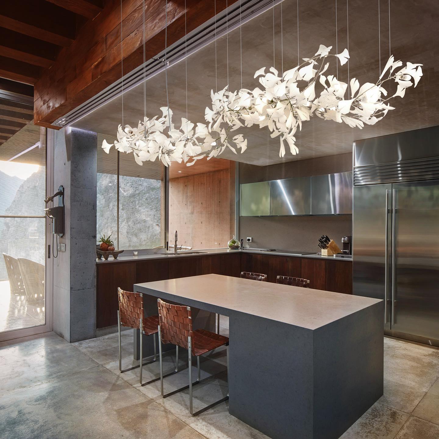 Eurzoris Gingko Metal Leaf Chandelier - Blowlighting