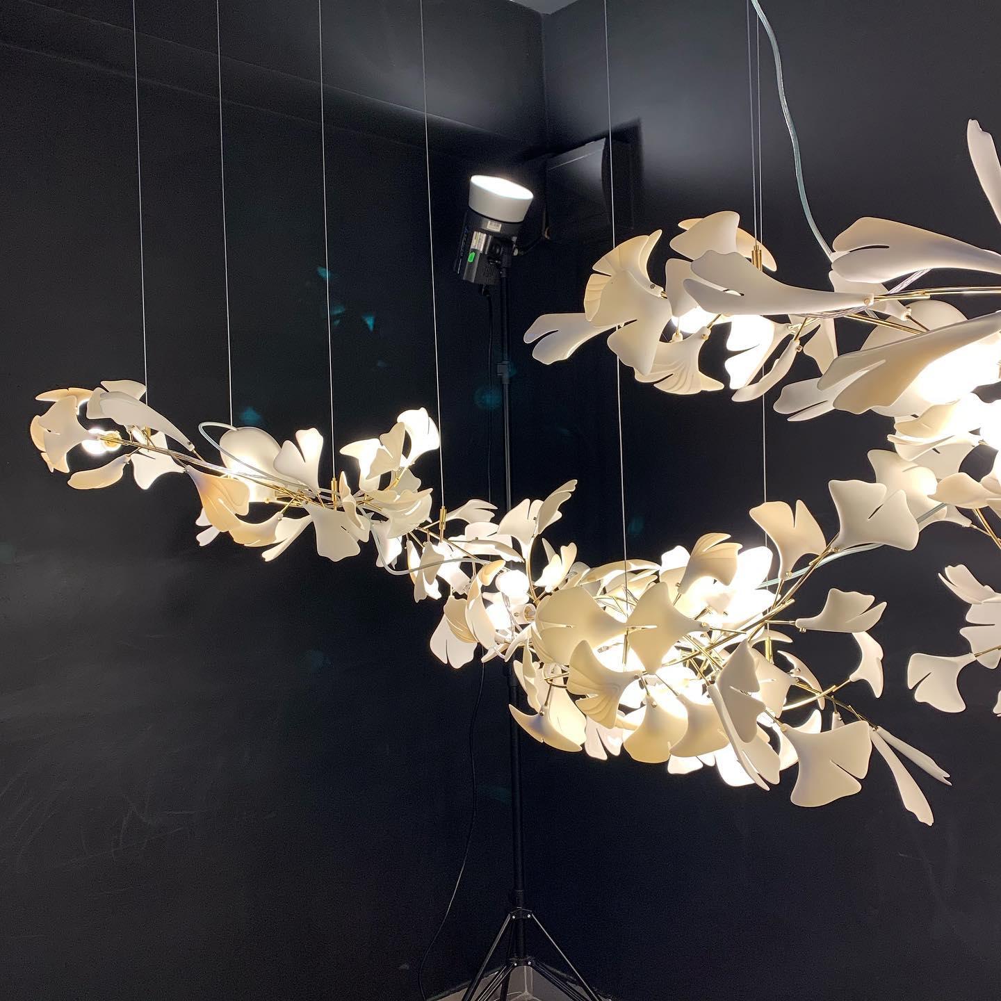 Gingko Chandelier A - Blowlighting