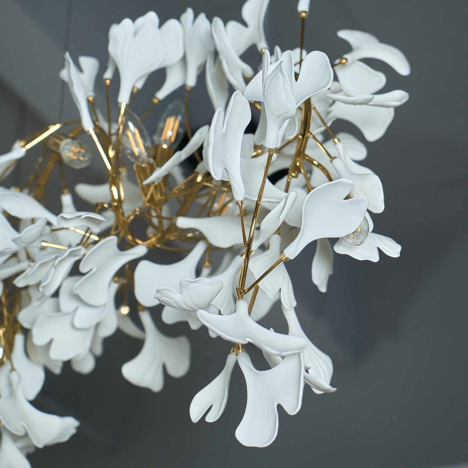 Gingko Chandelier C - Blowlighting