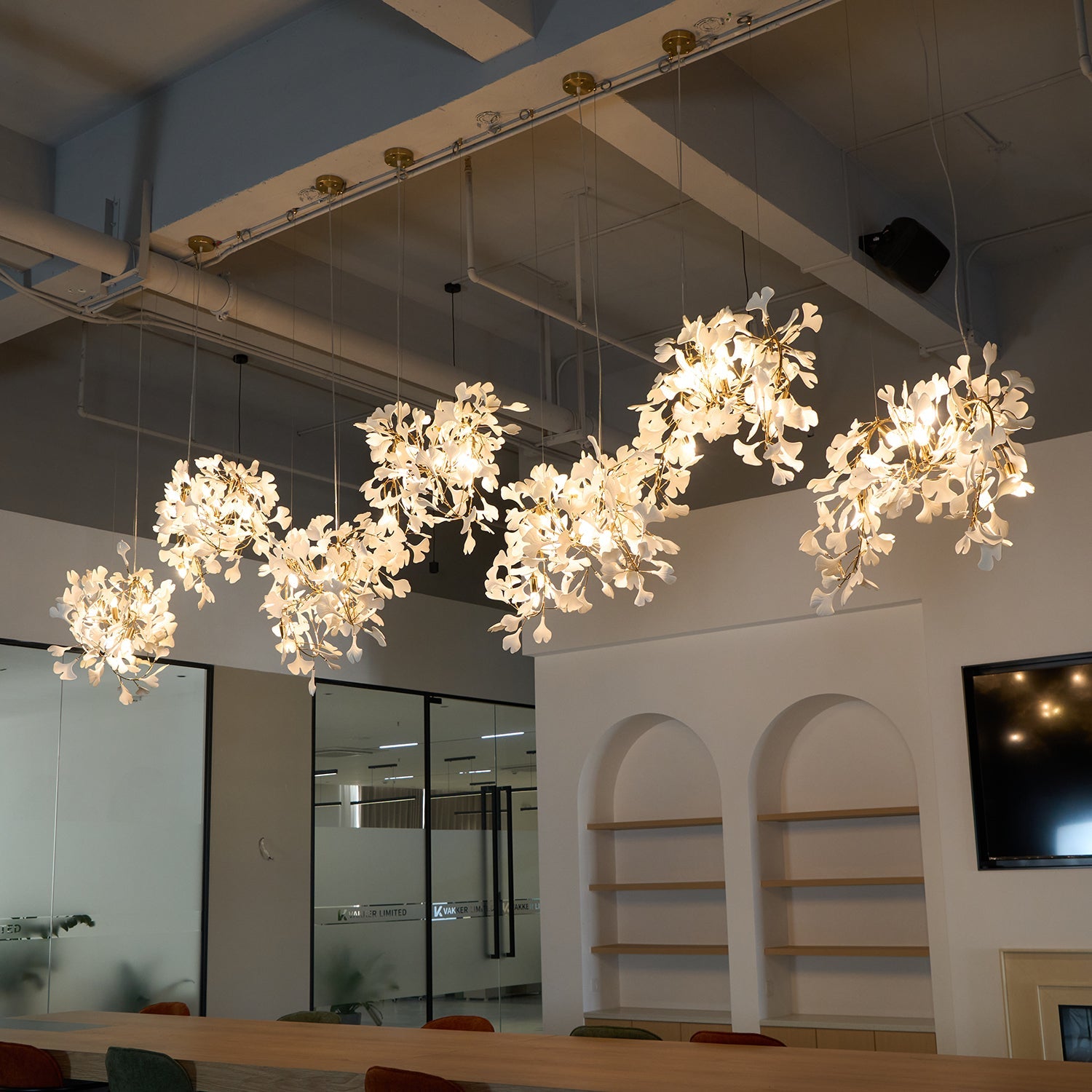 Gingko Chandelier C - Blowlighting