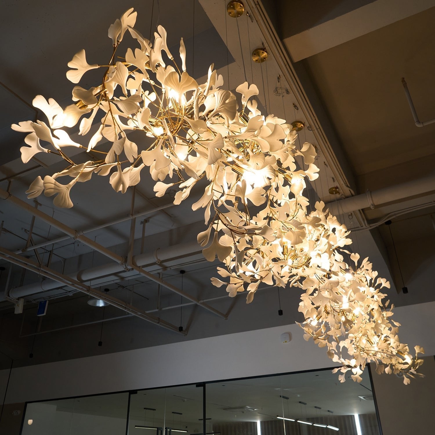 Gingko Chandelier C - Blowlighting