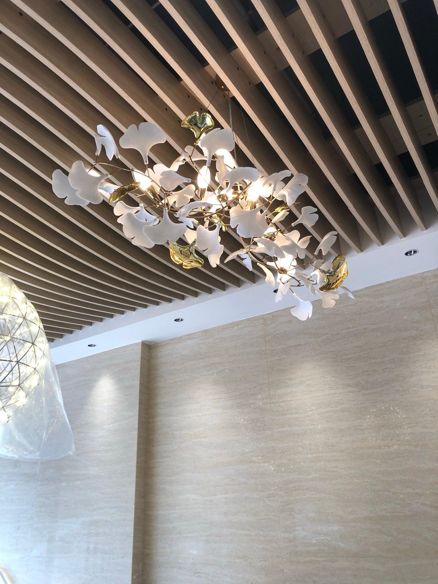 Gingko Chandelier N - Blowlighting