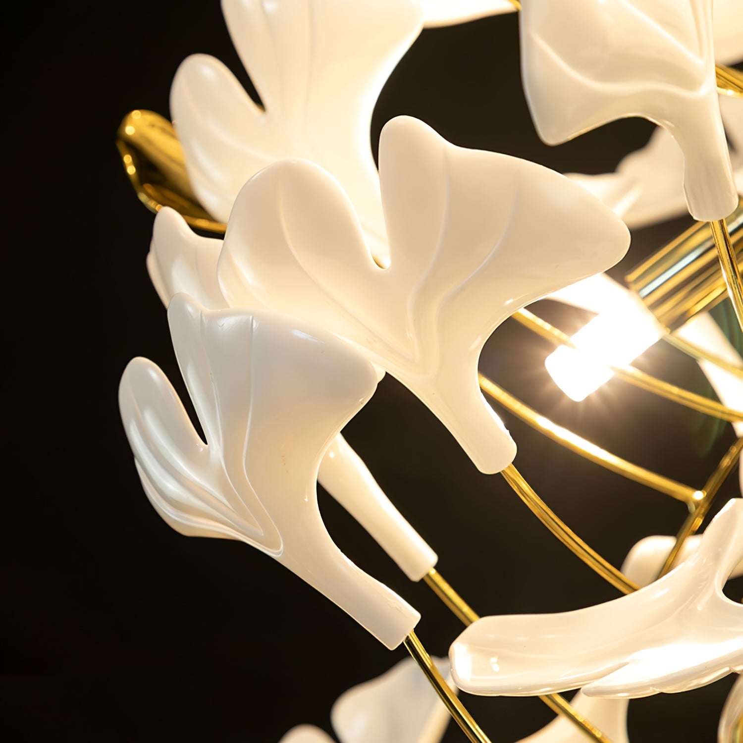 Ivmarel Gingko Long Branch Ceramics Chandelier - Blowlighting