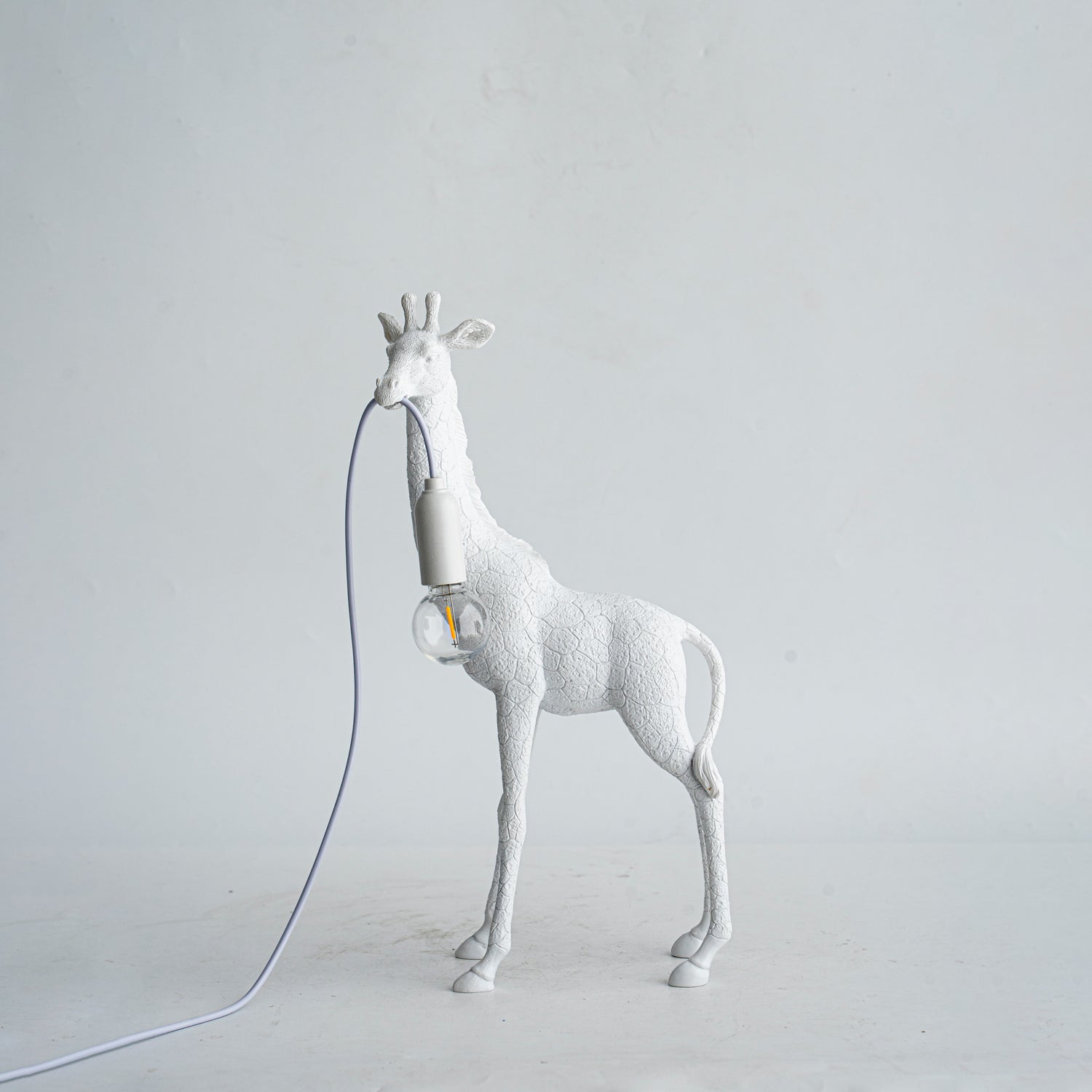 Giraffe Royale Sculpture Floor Lamp - Vakkerlight