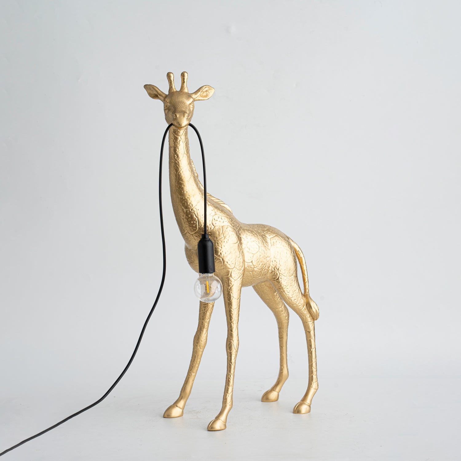 Giraffe Royale Sculpture Floor Lamp - Vakkerlight