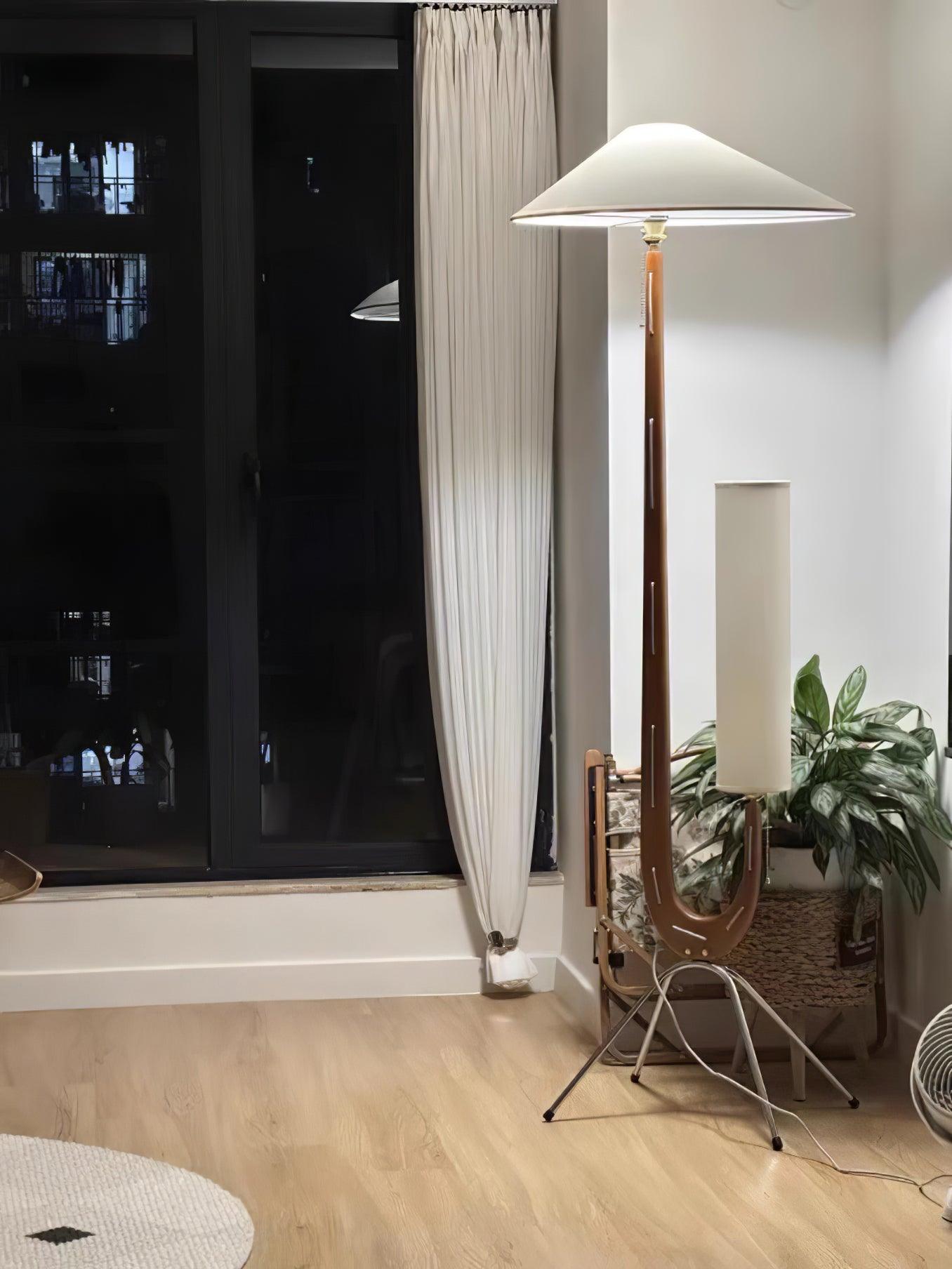 Giraffe Floor Lamp - Blowlighting
