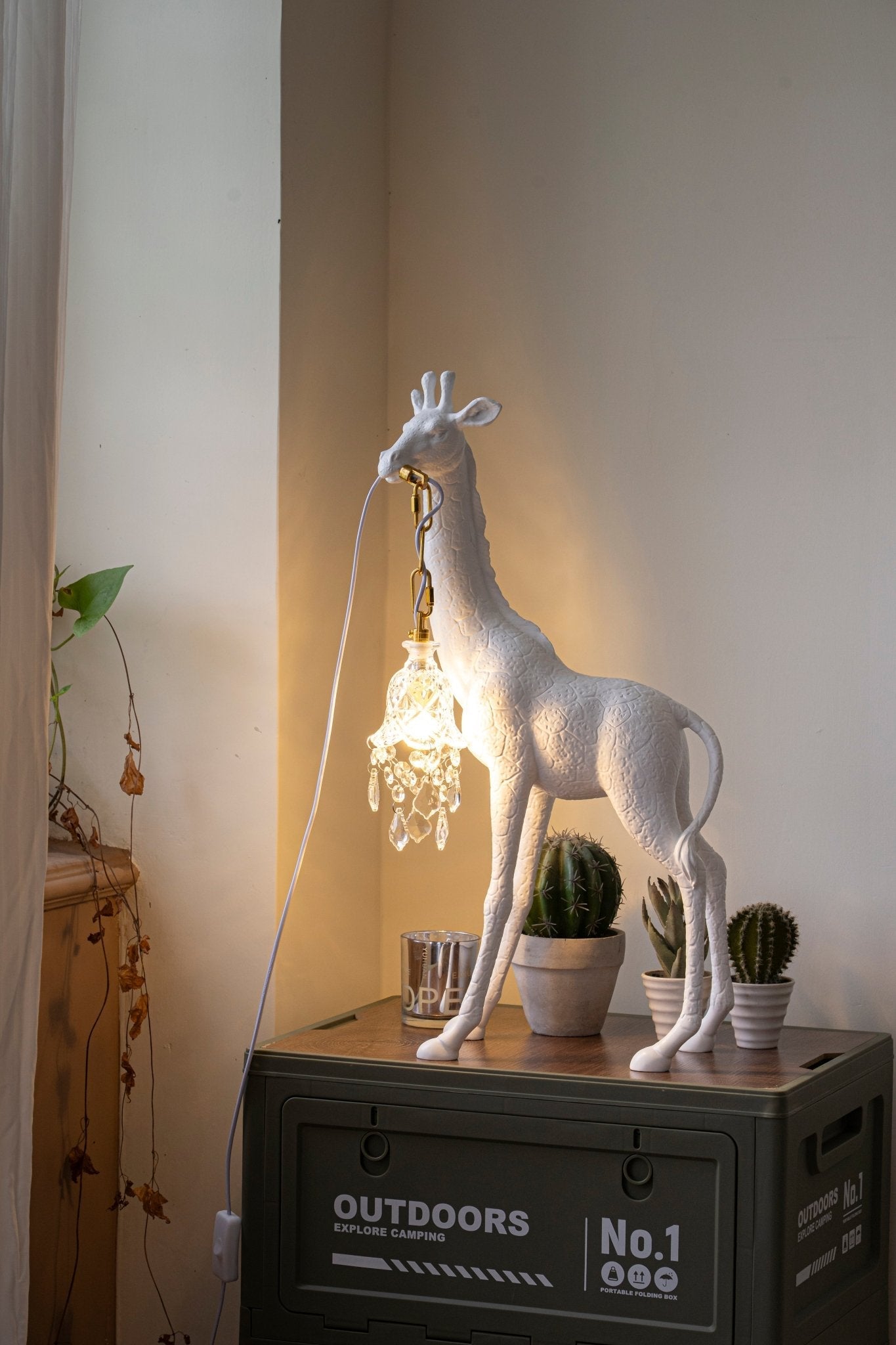 Giraffe Royale Sculpture Floor Lamp - Vakkerlight
