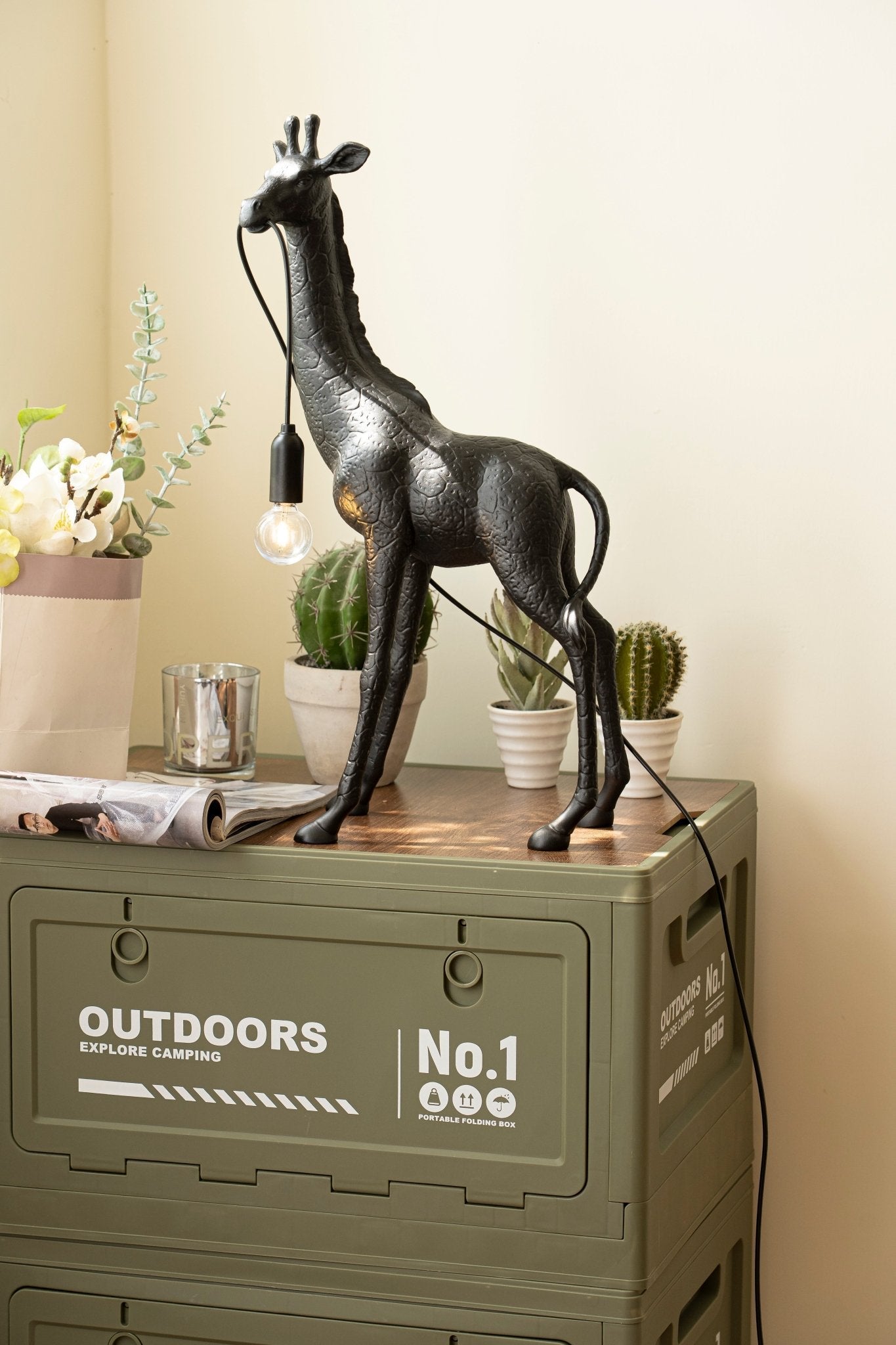 Giraffe Royale Sculpture Floor Lamp - Vakkerlight