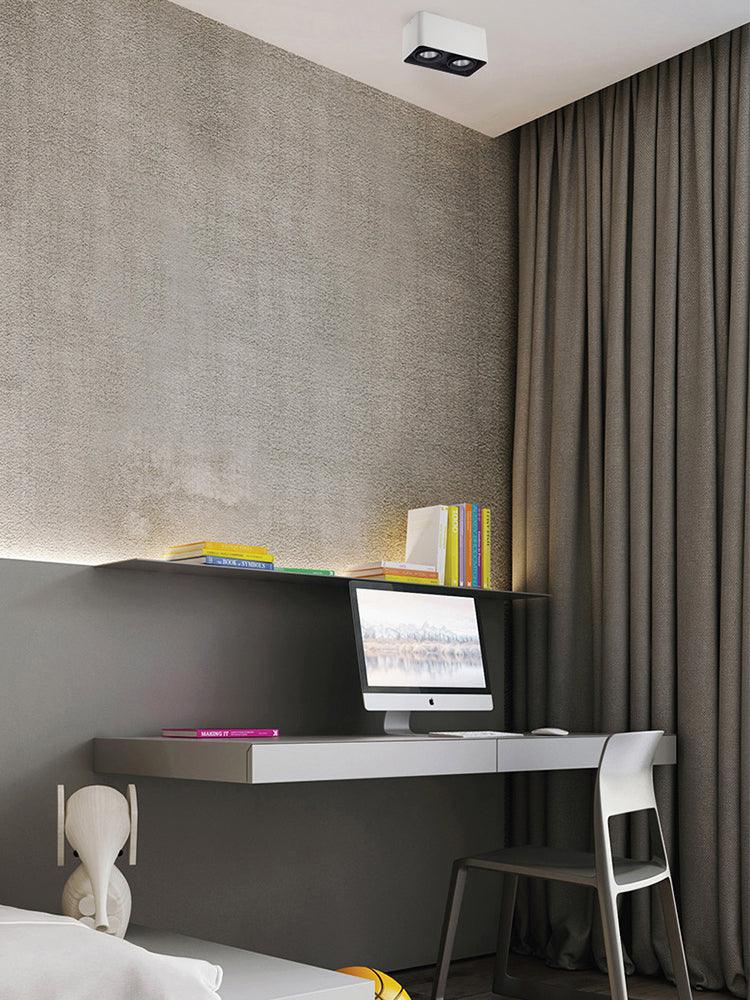 Giyan Surface Spotlight - Blowlighting