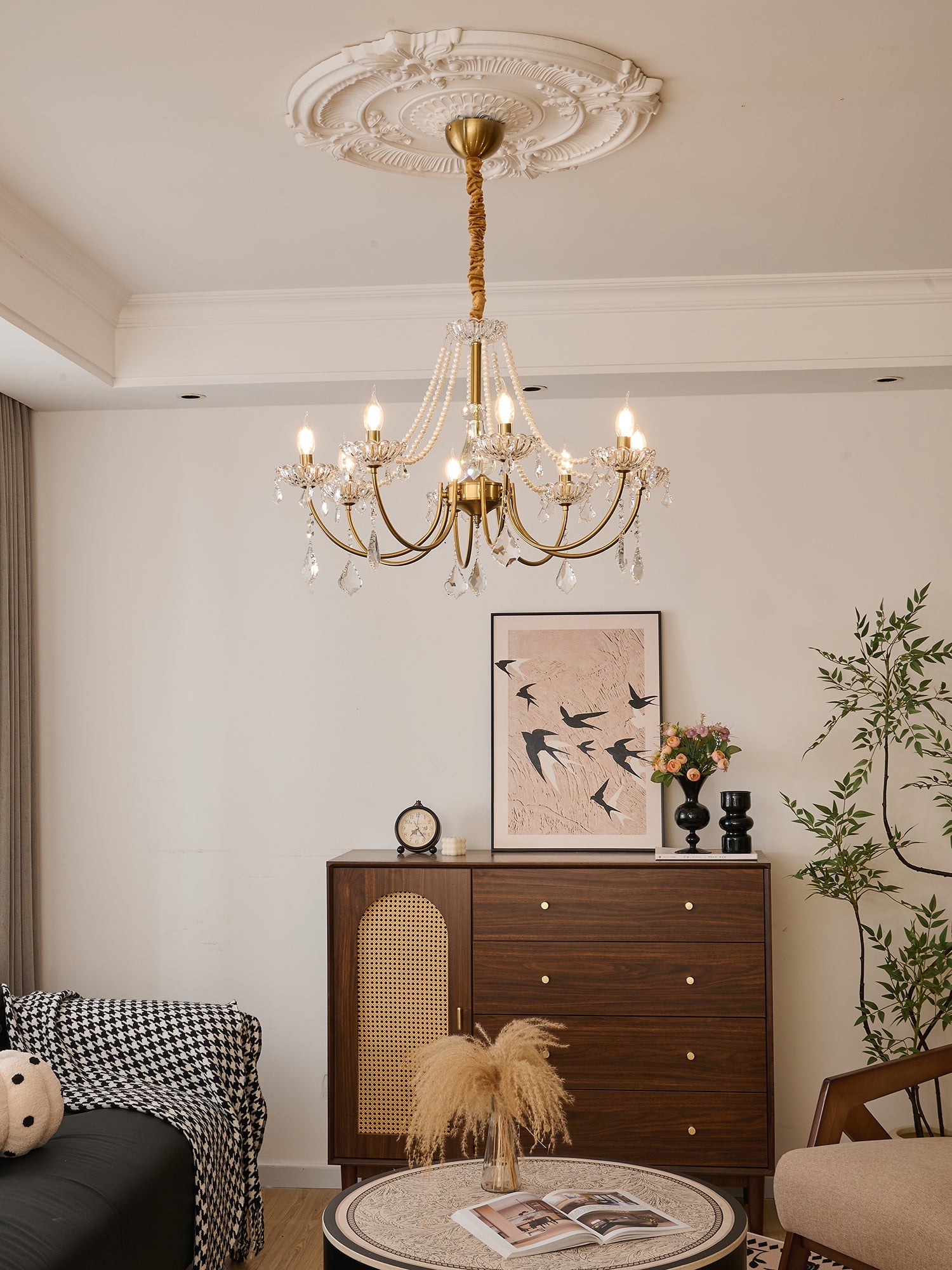 Glamour Pearl Chandelier - Blowlighting
