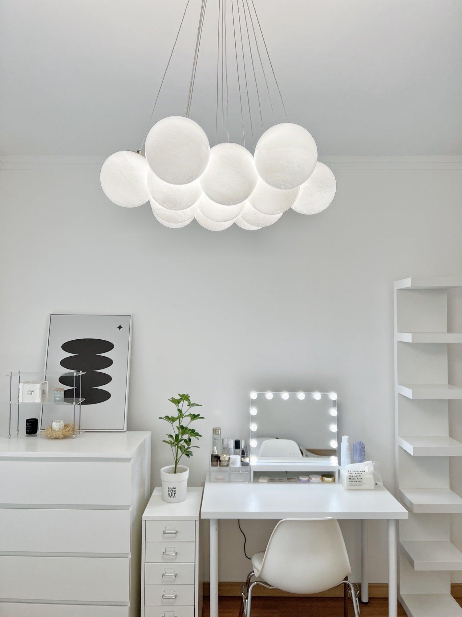 Glass Cluster Chandelier - Blowlighting