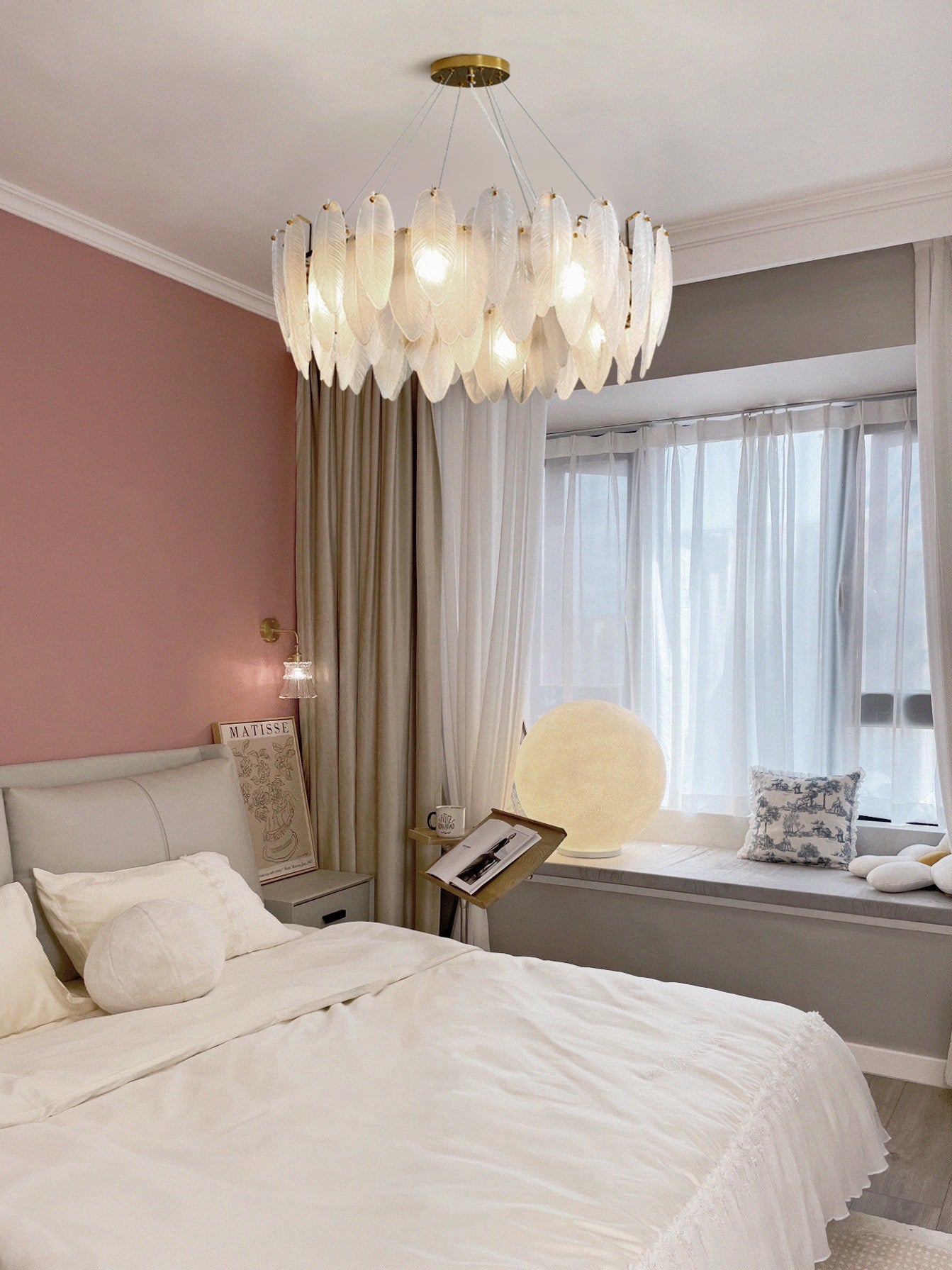 Glass Feather Chandelier - Blowlighting